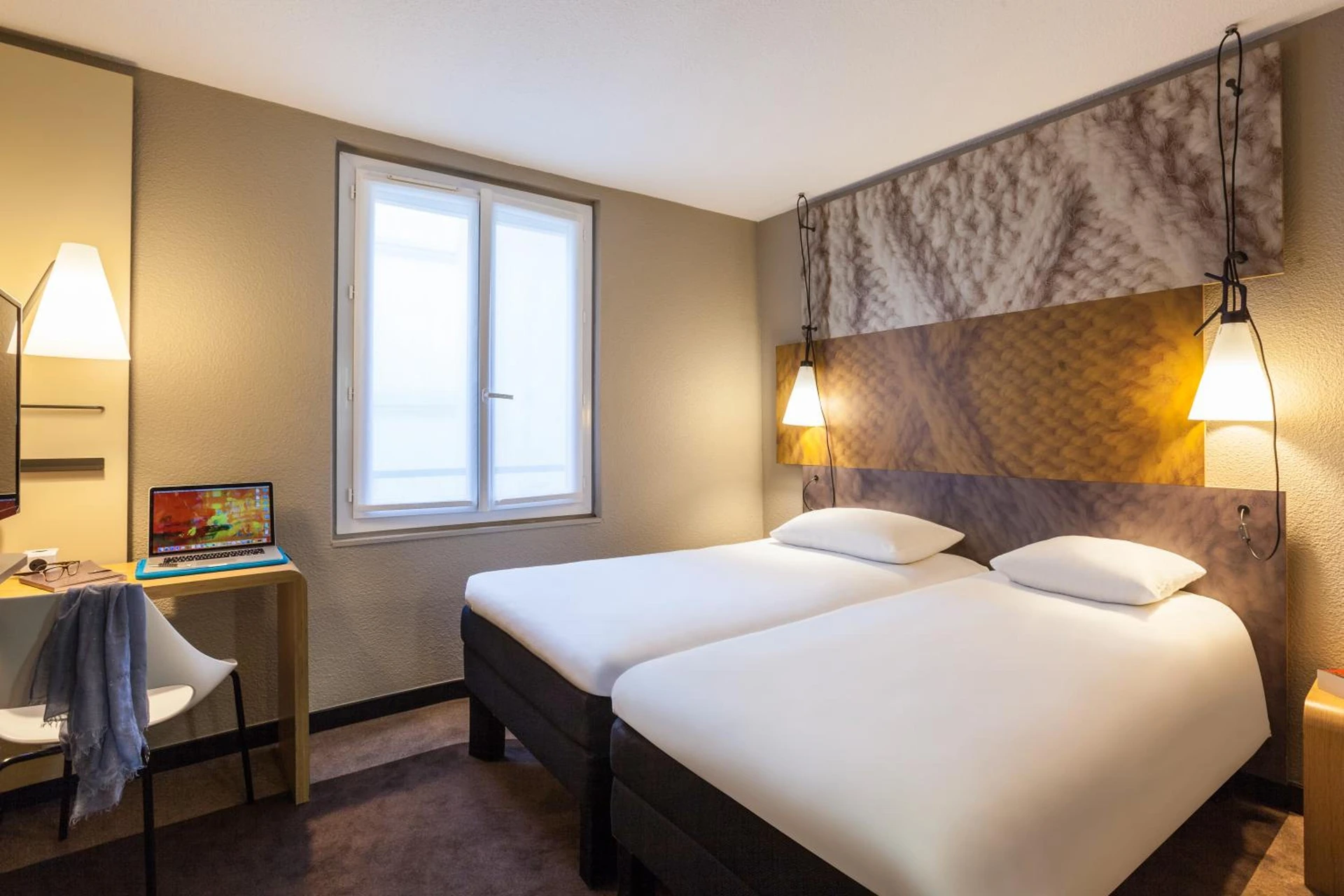 Chambre disponible pour un séminaire d'entreprise à ibis Marne La Vallee Champs-sur-Marne - Champs-sur-Marne