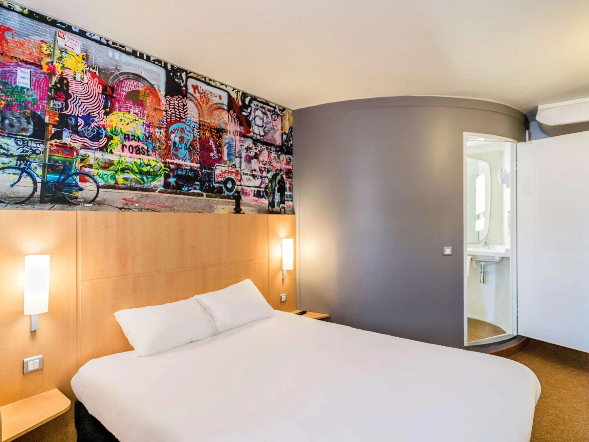 Chambre disponible pour un séminaire d'entreprise à ibis Marne La Vallée Val d'Europe - Montévrain