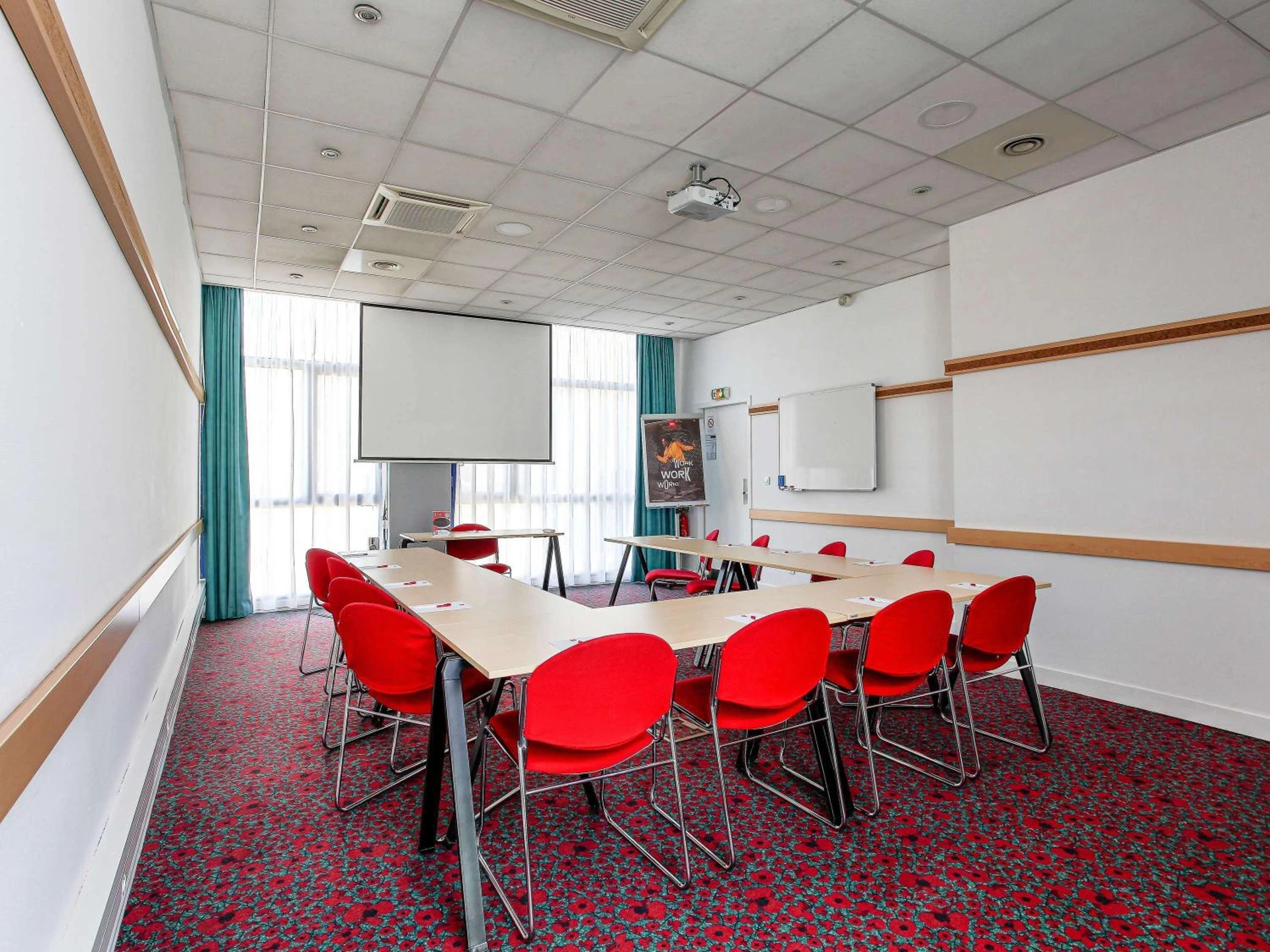Organiser un séminaire d'entreprise : ibis Marseille Centre Gare Saint Charles à marseille-1er-arrondissement
