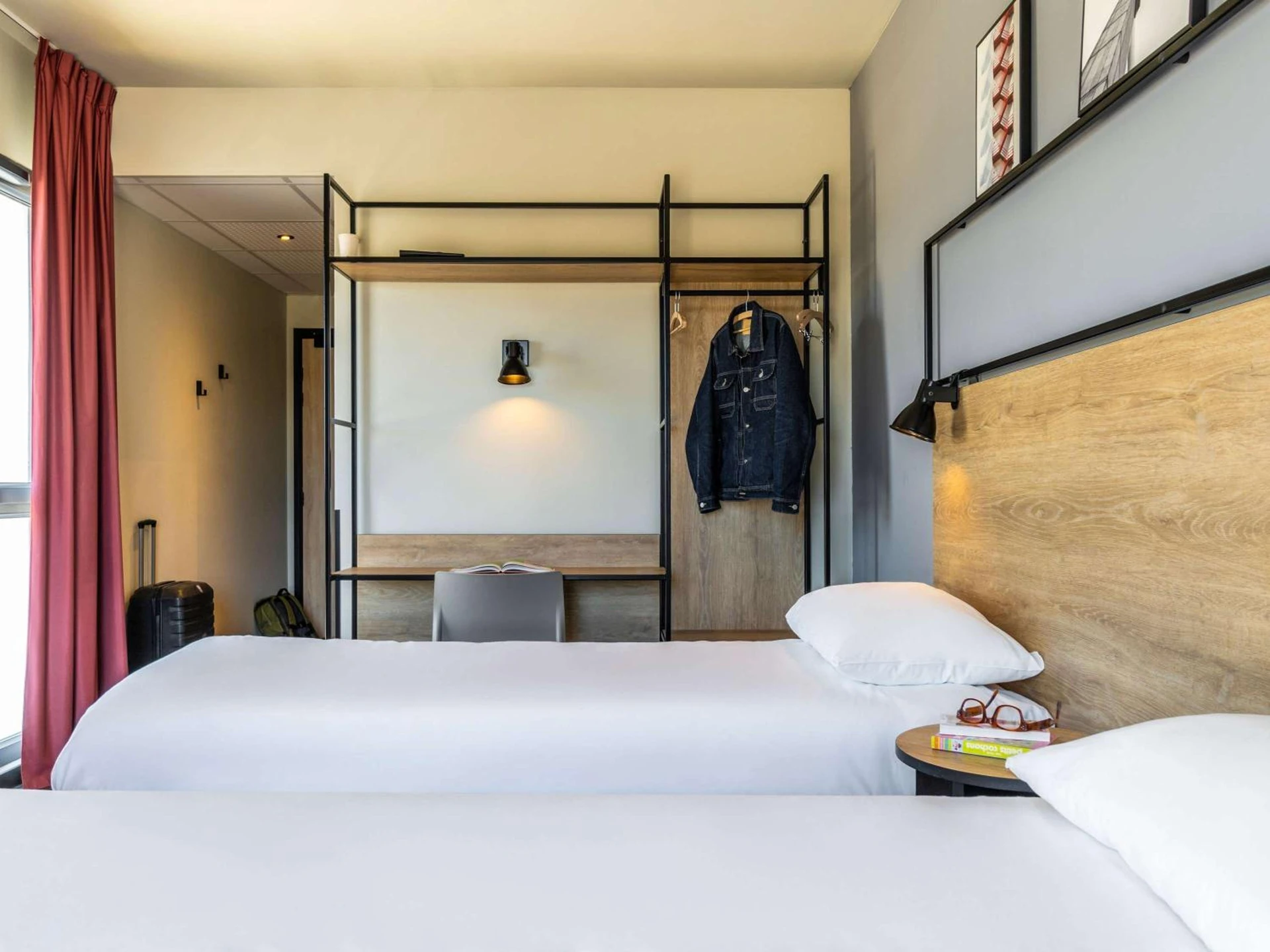 Magnifique chambre pour un séminaire d'entreprise à Ibis Marseille Marignane Technopole - Marignane