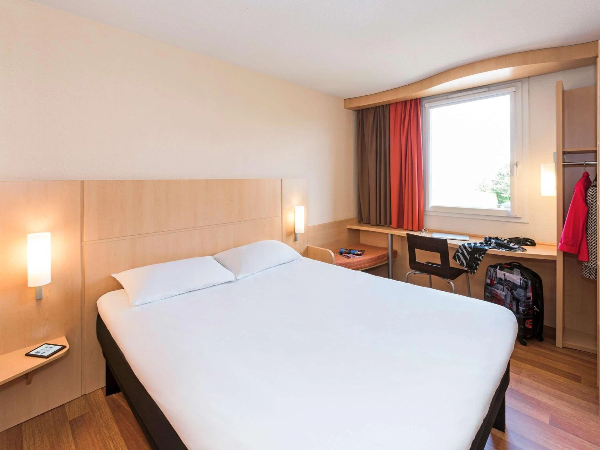 Chambre disponible pour un séminaire d'entreprise à ibis Montbéliard - Montbéliard