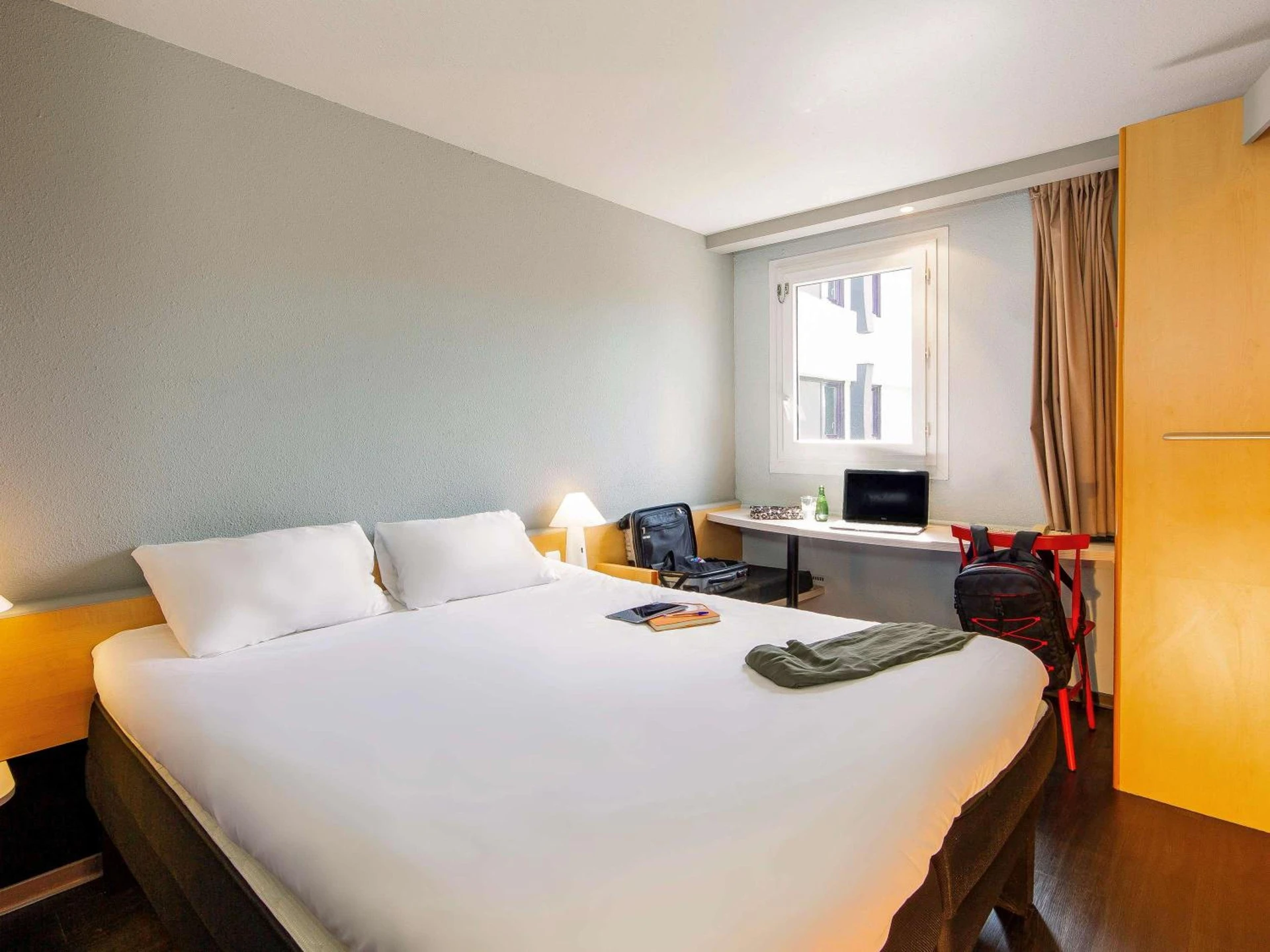 Chambre disponible pour un séminaire d'entreprise à ibis Mulhouse Ile Napoleon - Sausheim