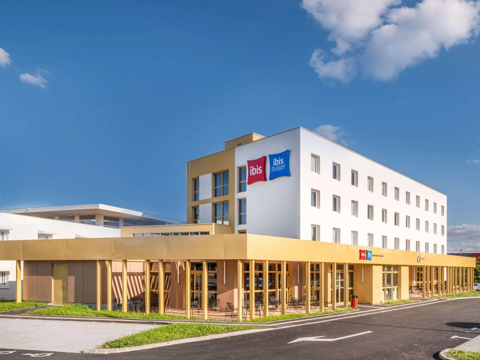 Ambiance de travail pour séminaire d'entreprise à ibis budget Nantes Nord Treillières - Treillières