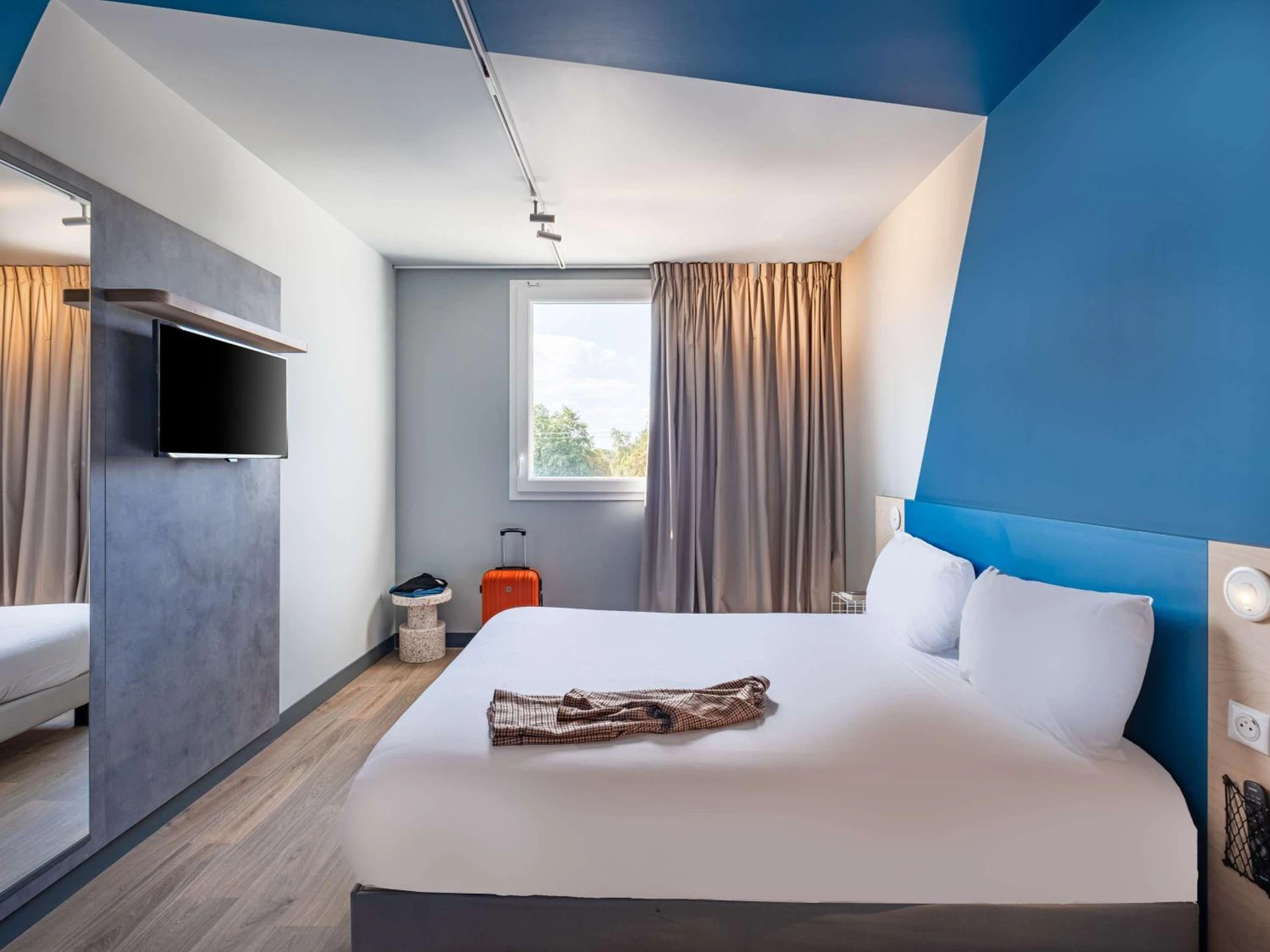 Chambre disponible pour un séminaire d'entreprise à ibis budget Nantes Nord Treillières - Treillières