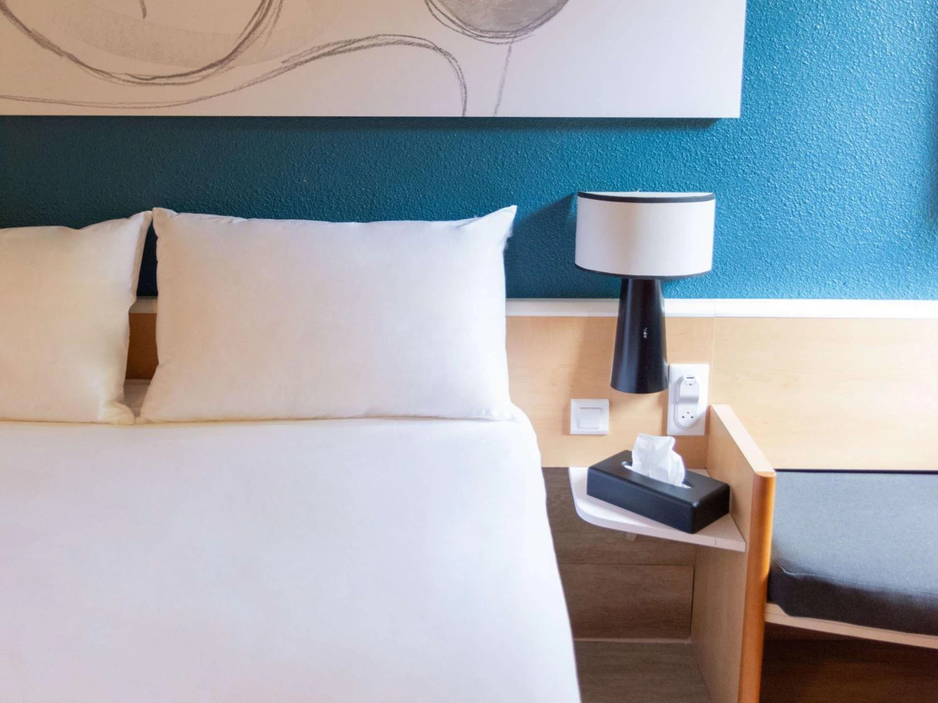 Magnifique chambre pour un séminaire d'entreprise à Hotel ibis Narbonne - Narbonne