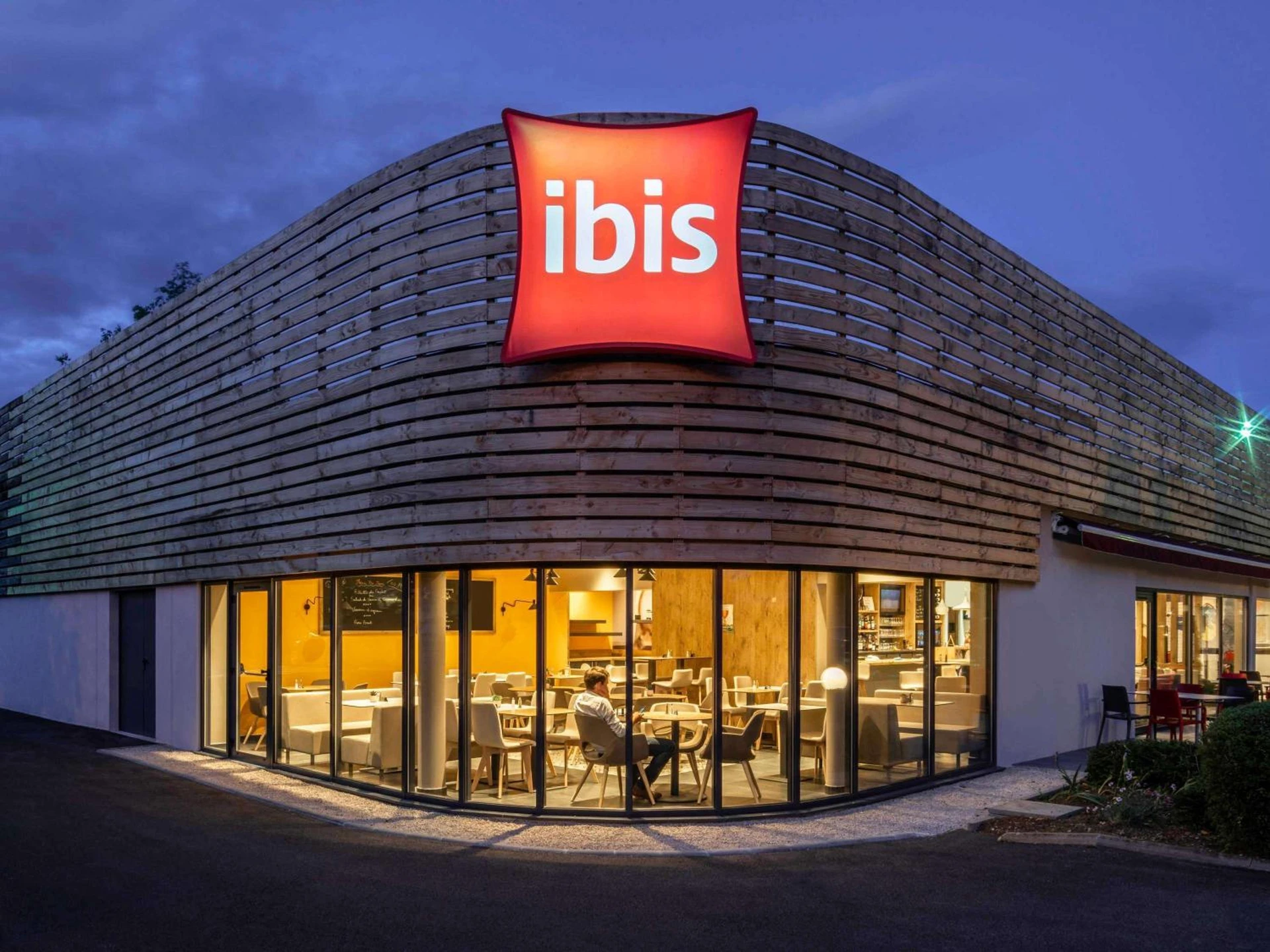 Organiser un séminaire d'entreprise : ibis Nuits Saint Georges à nuits-saint-georges