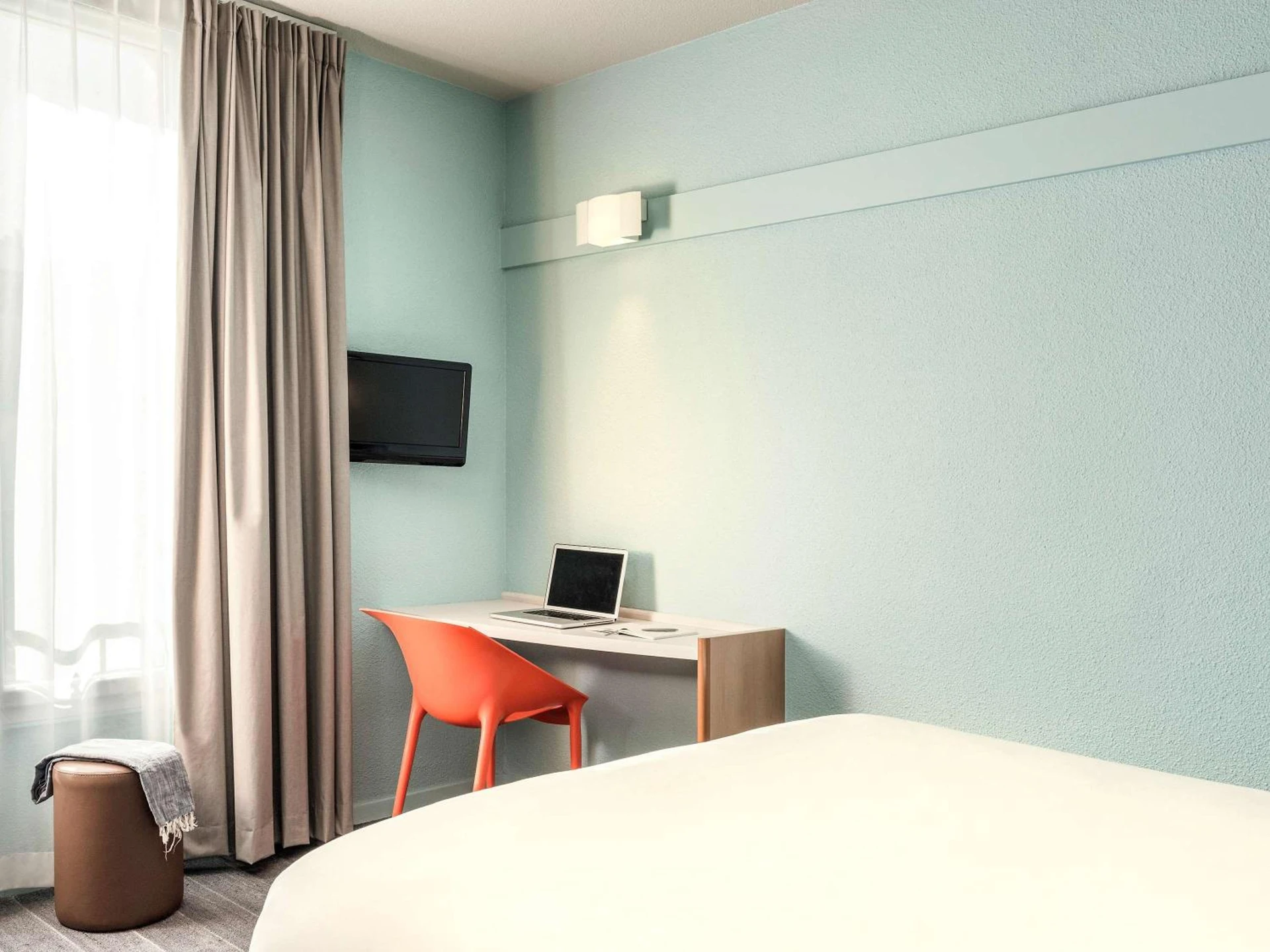 Chambre disponible pour un séminaire d'entreprise à ibis Paris Boulogne Billancourt - Boulogne-Billancourt