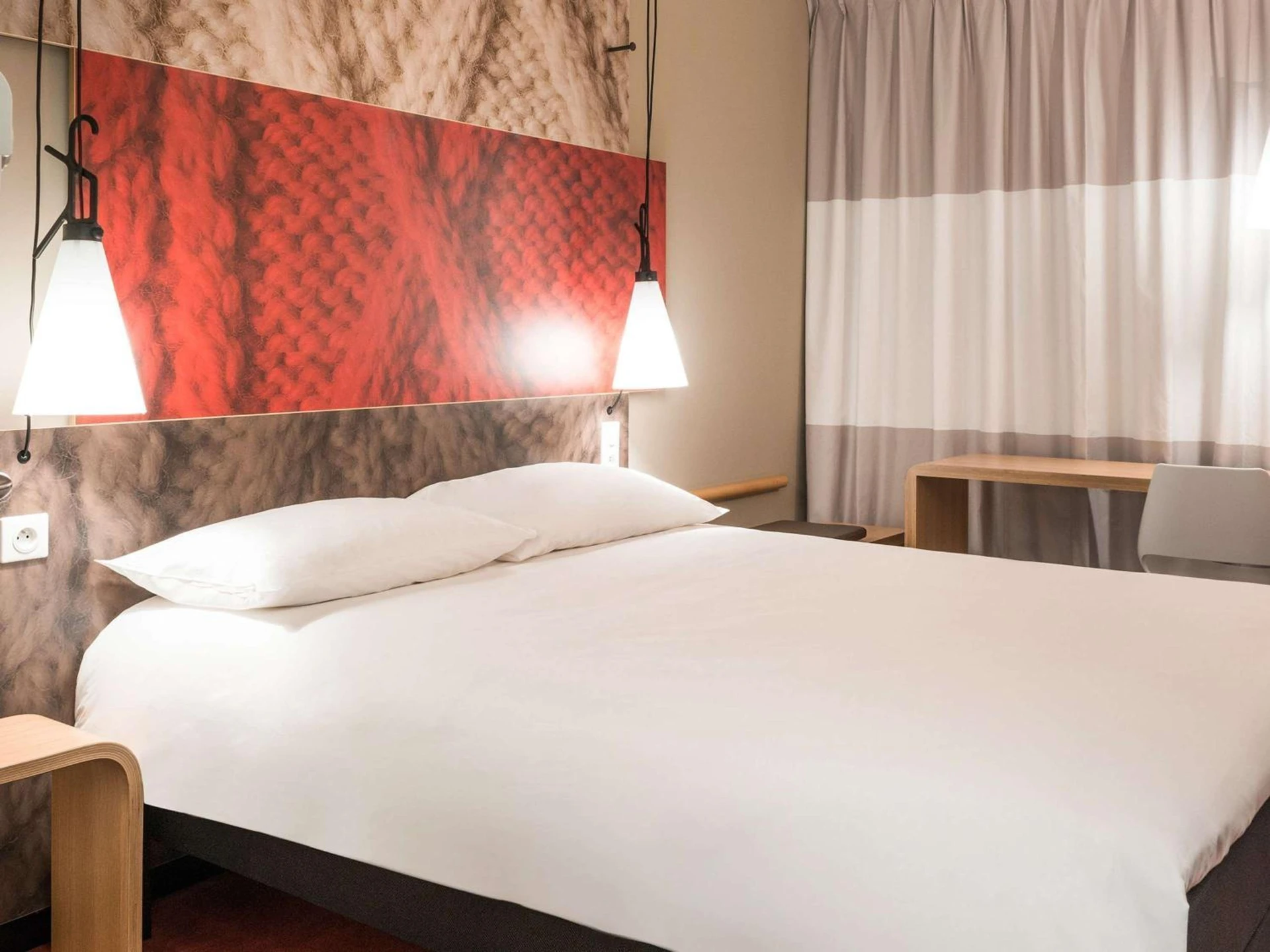 Chambre disponible pour un séminaire d'entreprise à ibis Paris Meudon Velizy - Meudon