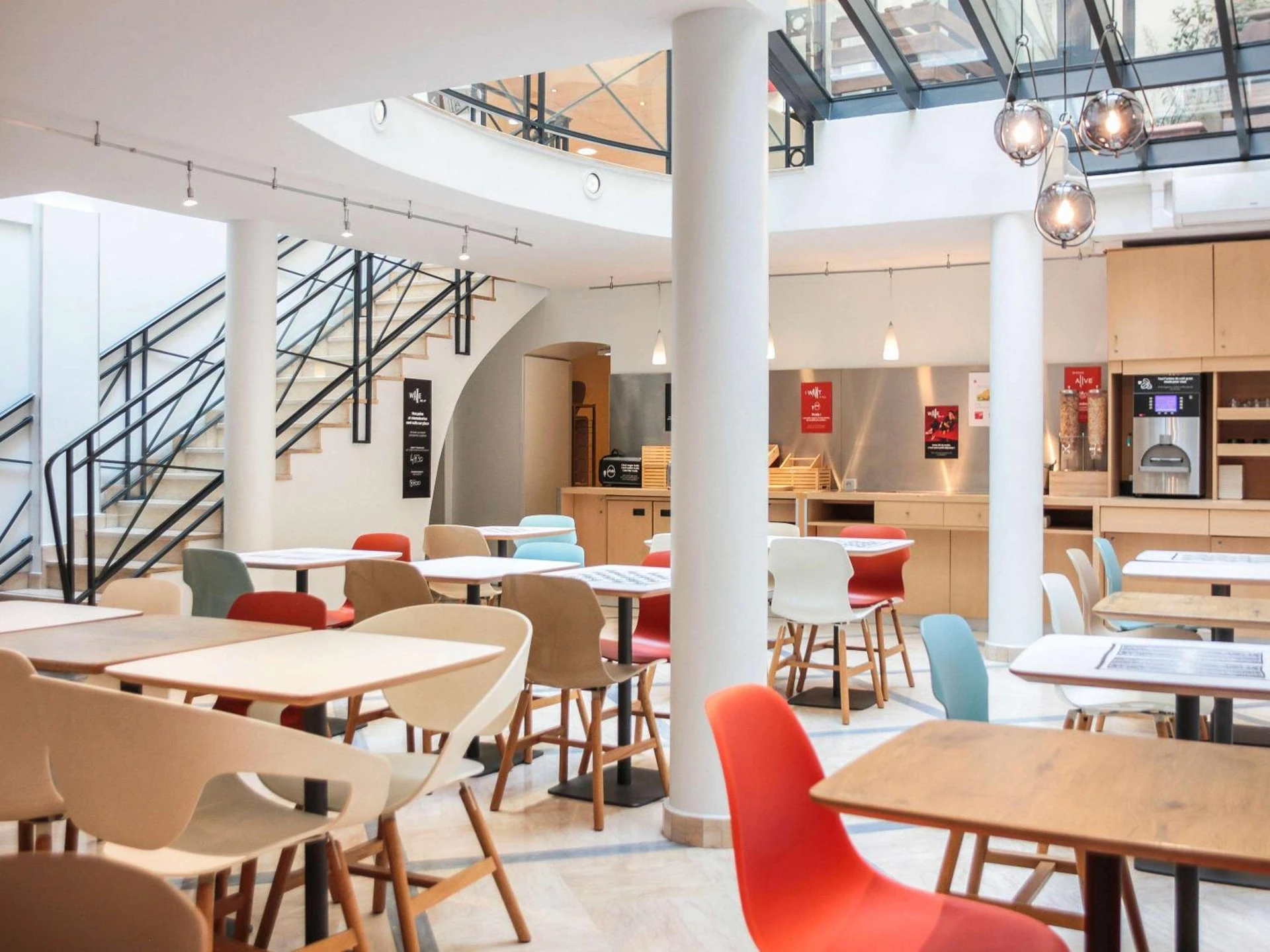 Salle de séminaire à ibis Paris Opera La Fayette - Organiser un événement professionnel à Paris