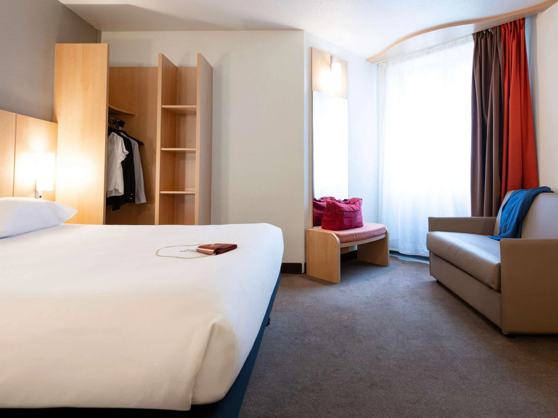 Chambre disponible pour un séminaire d'entreprise à ibis Paris Opera La Fayette - Paris