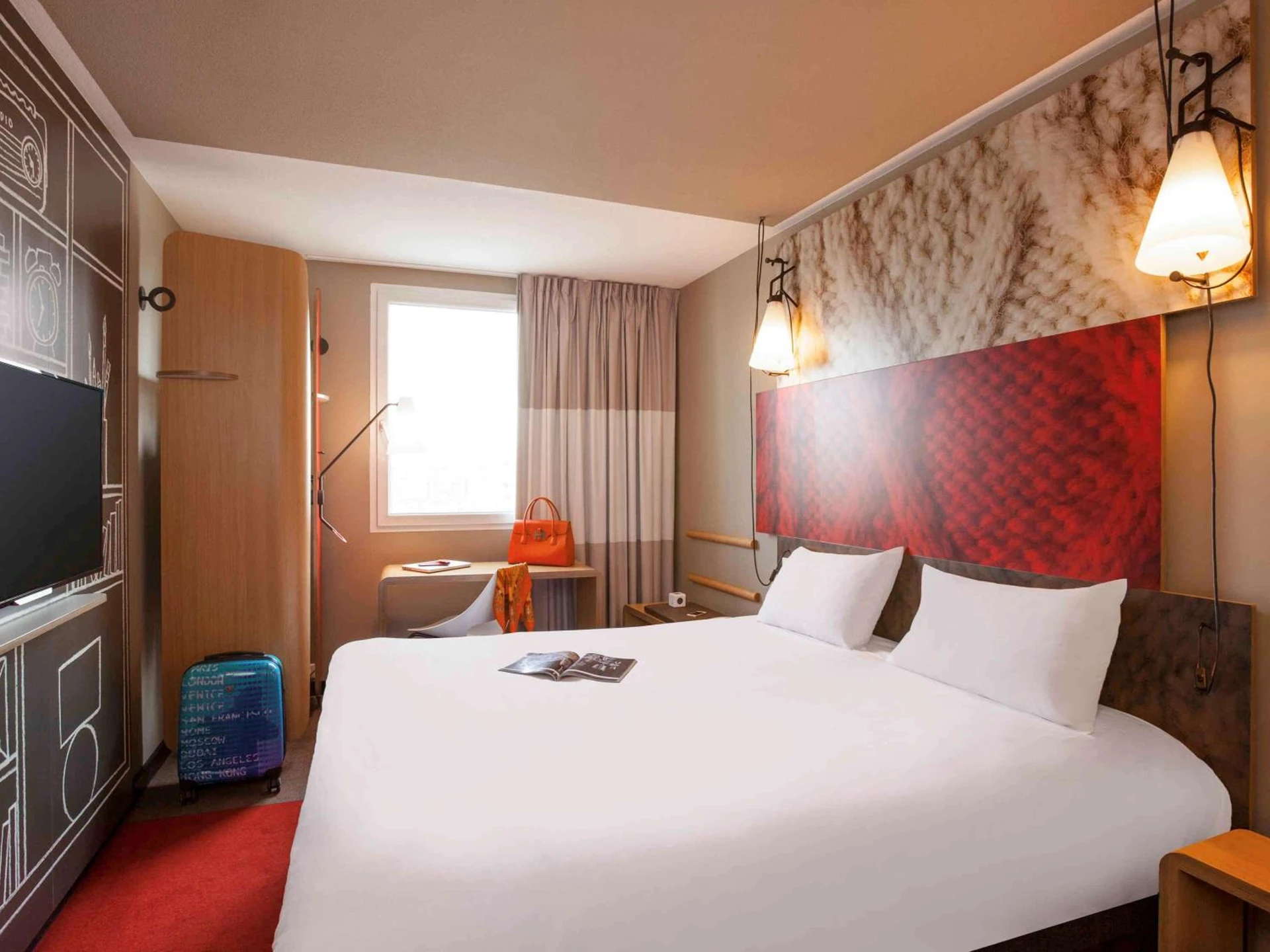 Chambre disponible pour un séminaire d'entreprise à ibis Paris Porte de Clichy Centre - Clichy