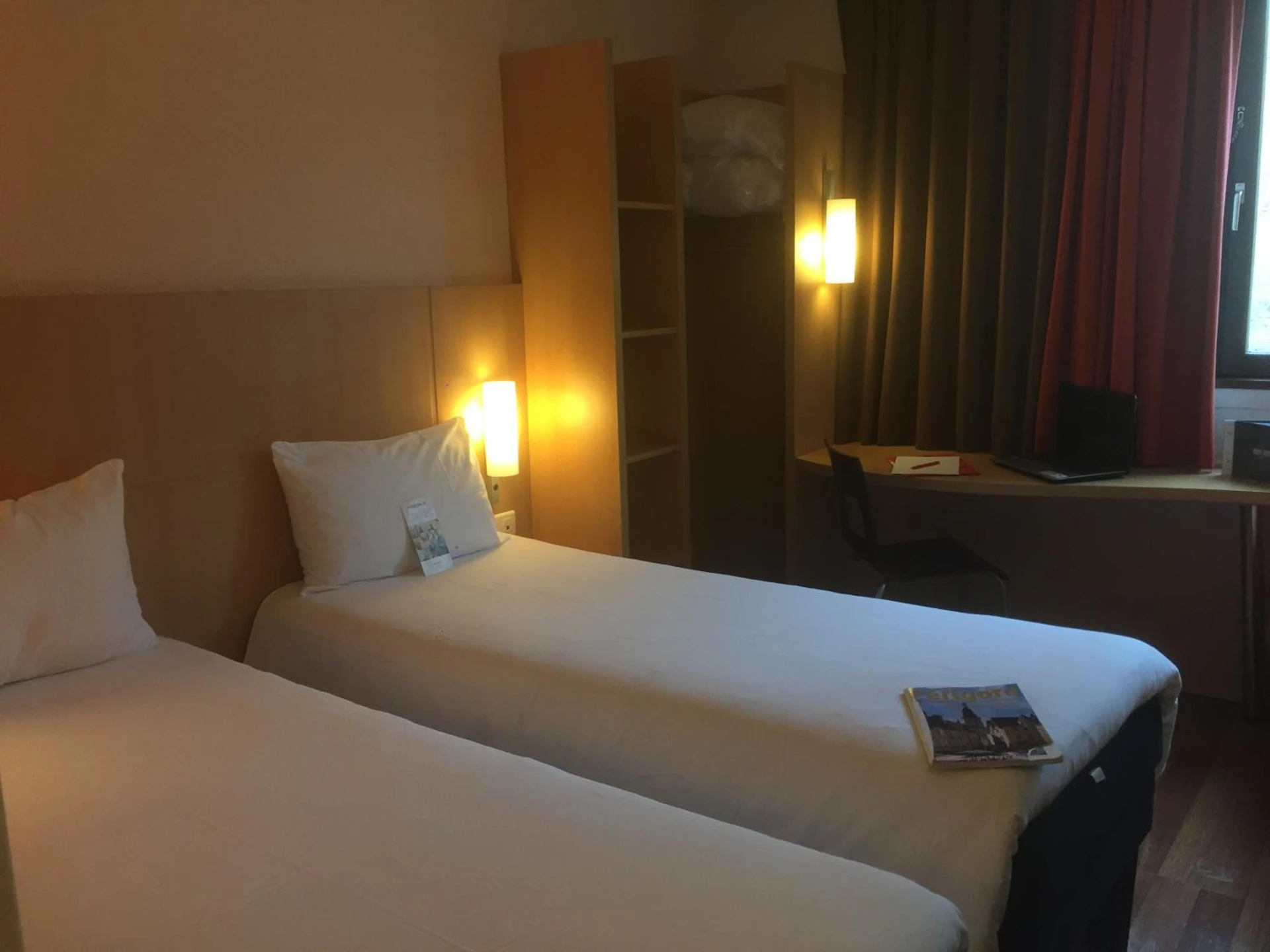 Chambre disponible pour un séminaire d'entreprise à ibis Périgueux Centre - Périgueux