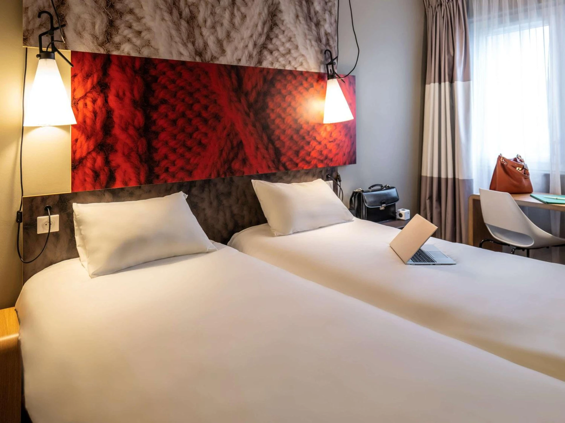 Chambre à ibis Styles Paris Poissy - Organiser un séminaire d'entreprise à Poissy