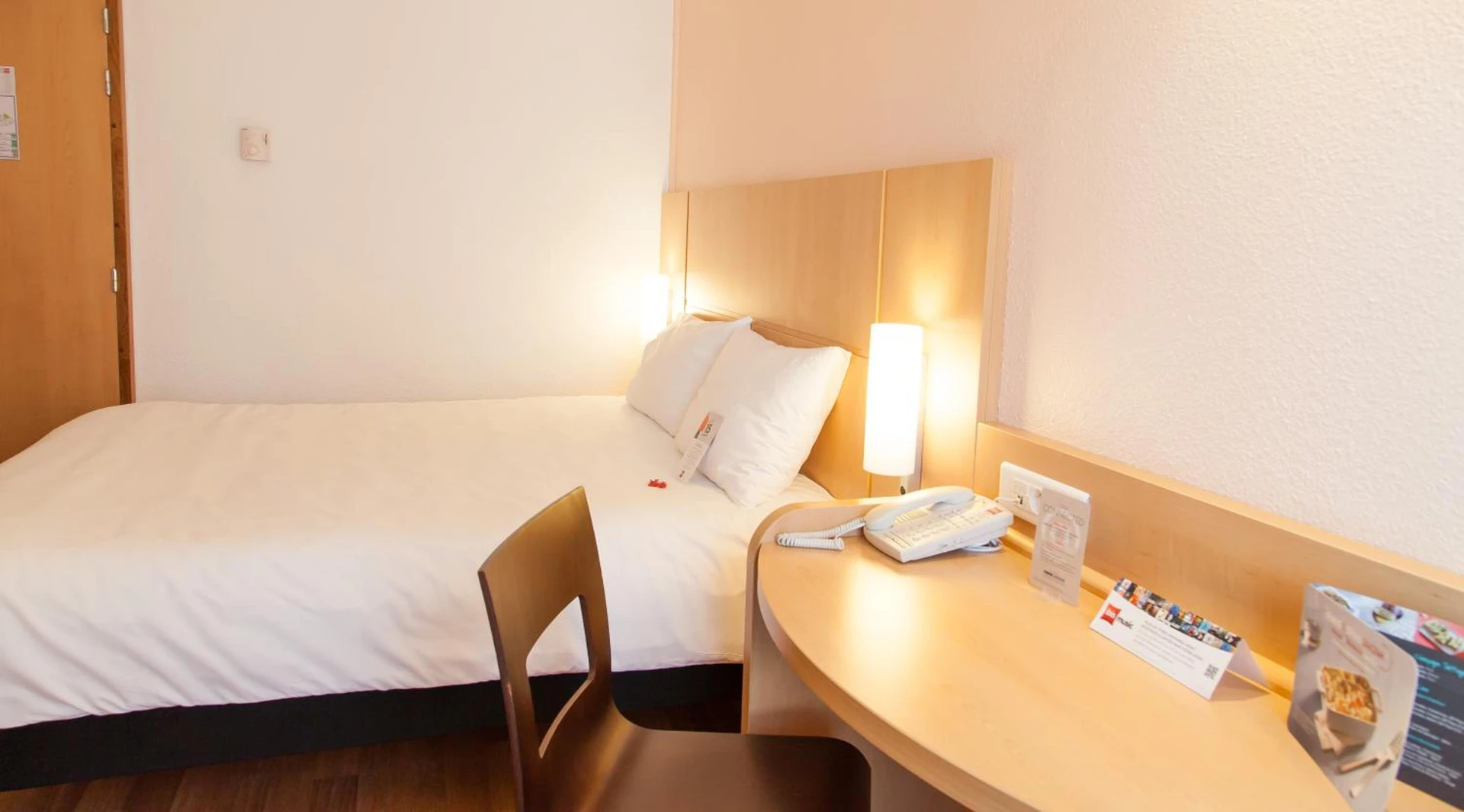 Chambre disponible pour un séminaire d'entreprise à ibis Poitiers Centre - Poitiers