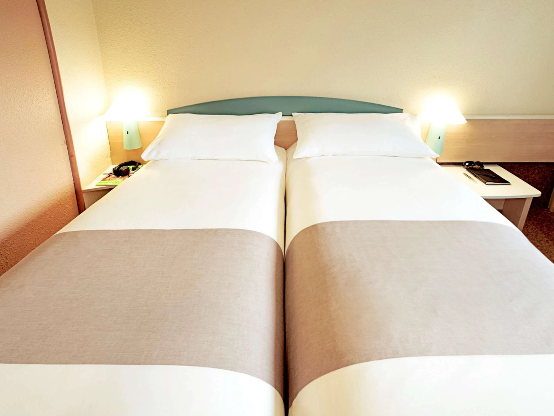 Chambre disponible pour un séminaire d'entreprise à ibis Poitiers Sud - Poitiers
