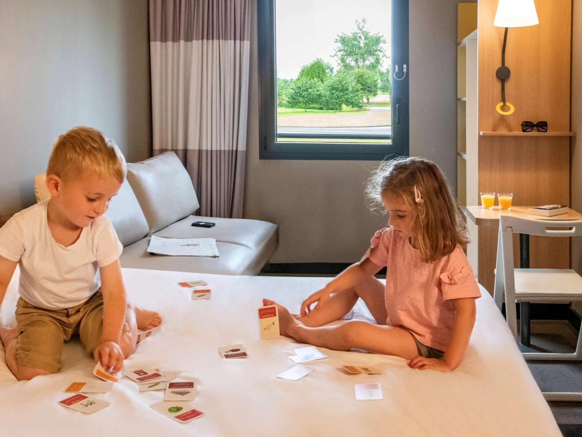 Chambre disponible pour un séminaire d'entreprise à ibis Pontorson Baie Du Mont Saint Michel - Saint-Georges-de-Gréhaigne