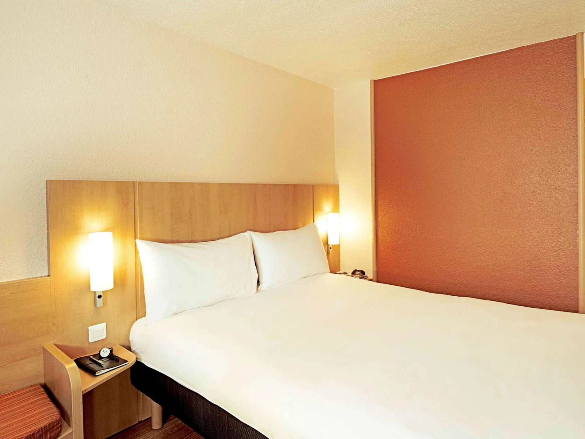 Chambre disponible pour un séminaire d'entreprise à ibis Rambouillet - Rambouillet