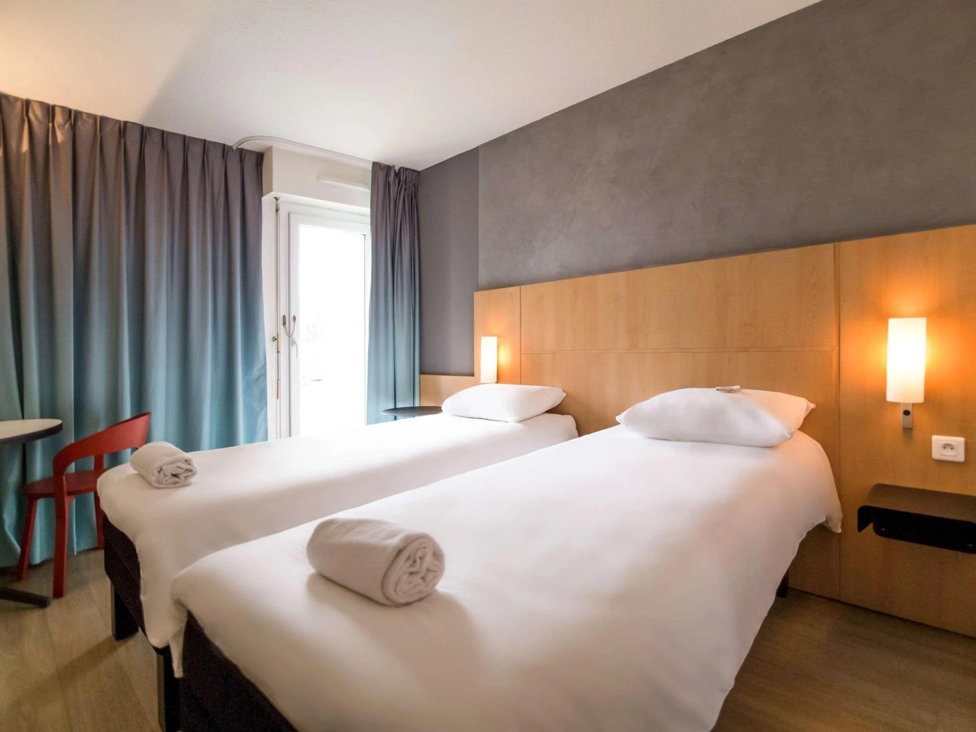 Magnifique chambre pour un séminaire d'entreprise à ibis Rennes Beaulieu - Cesson-Sévigné