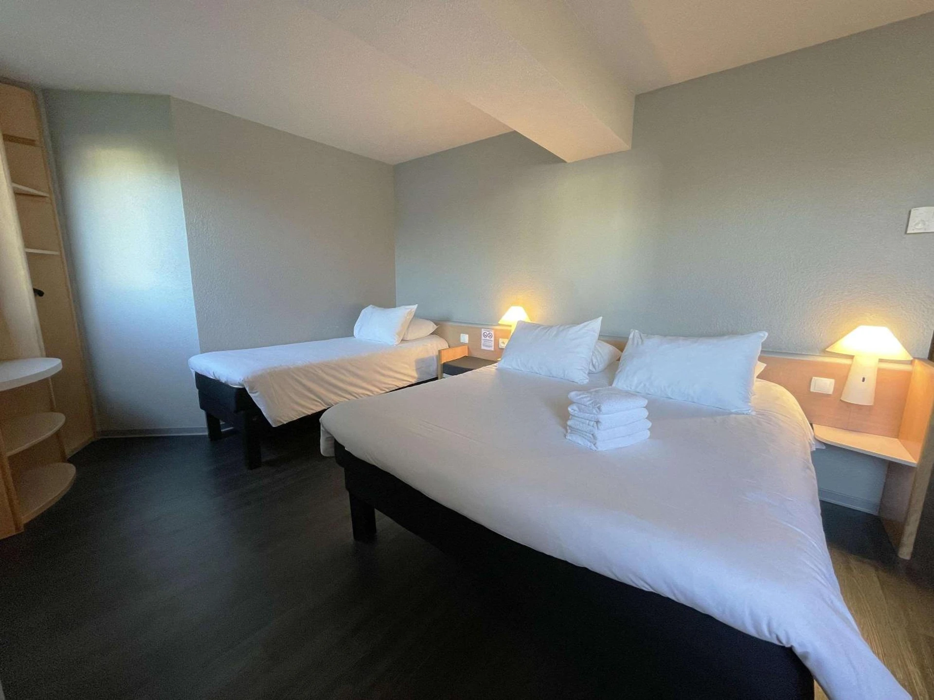 Chambre disponible pour un séminaire d'entreprise à ibis Rennes Cesson - Cesson-Sévigné