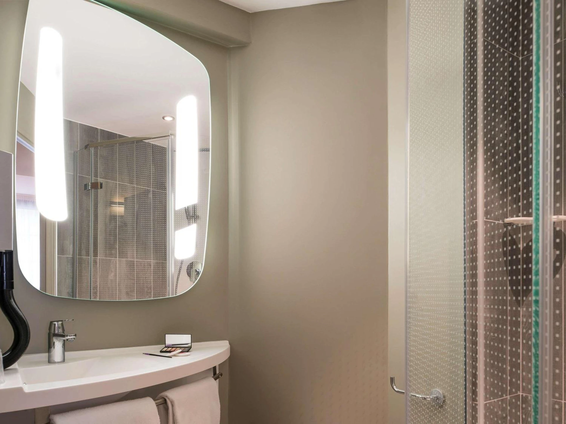 Chambre disponible pour un séminaire d'entreprise à ibis Saint Germain en Laye Centre - Saint-Germain-en-Laye