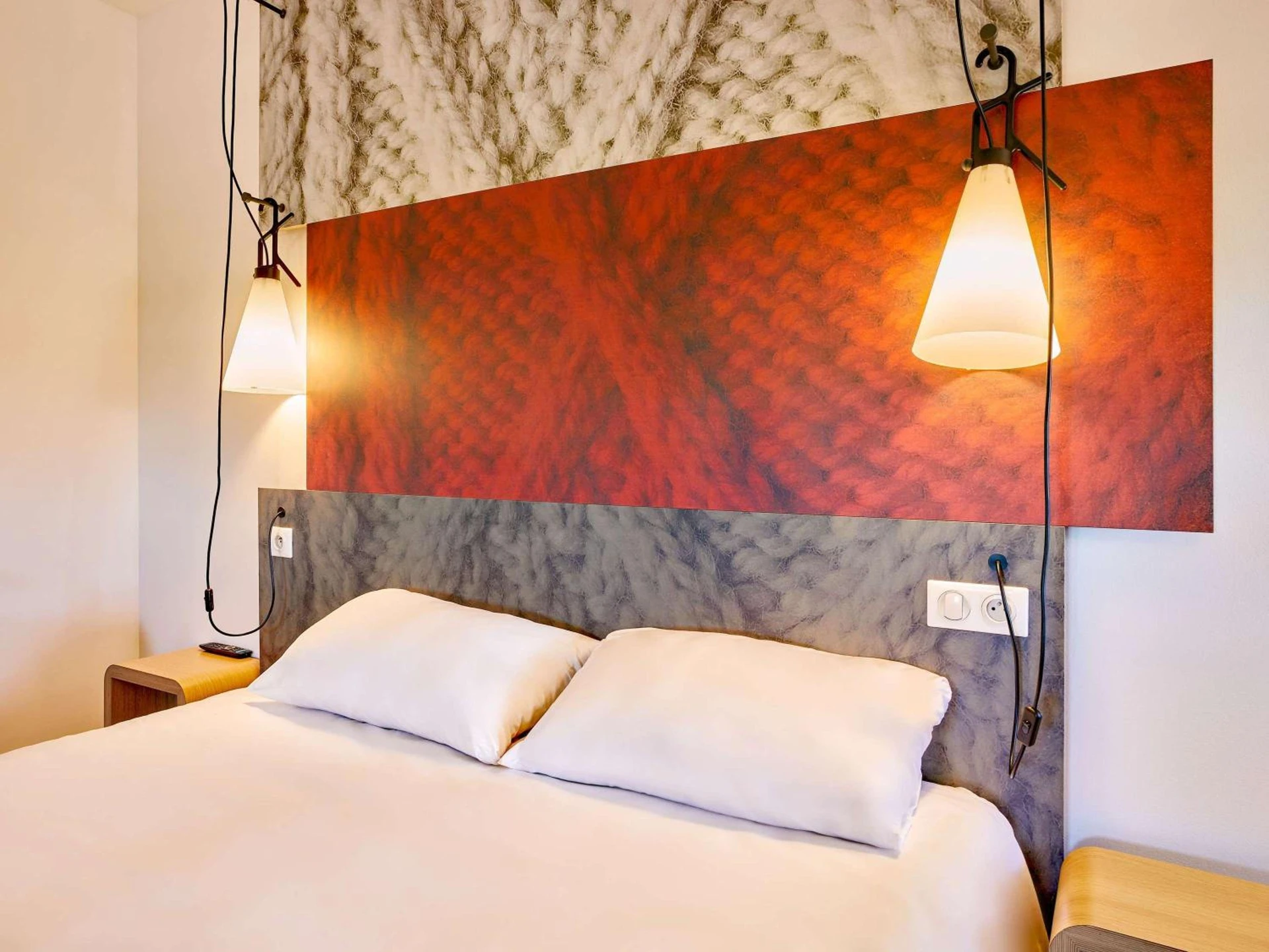 Chambre disponible pour un séminaire d'entreprise à ibis Saint-Omer Centre - Saint-Omer