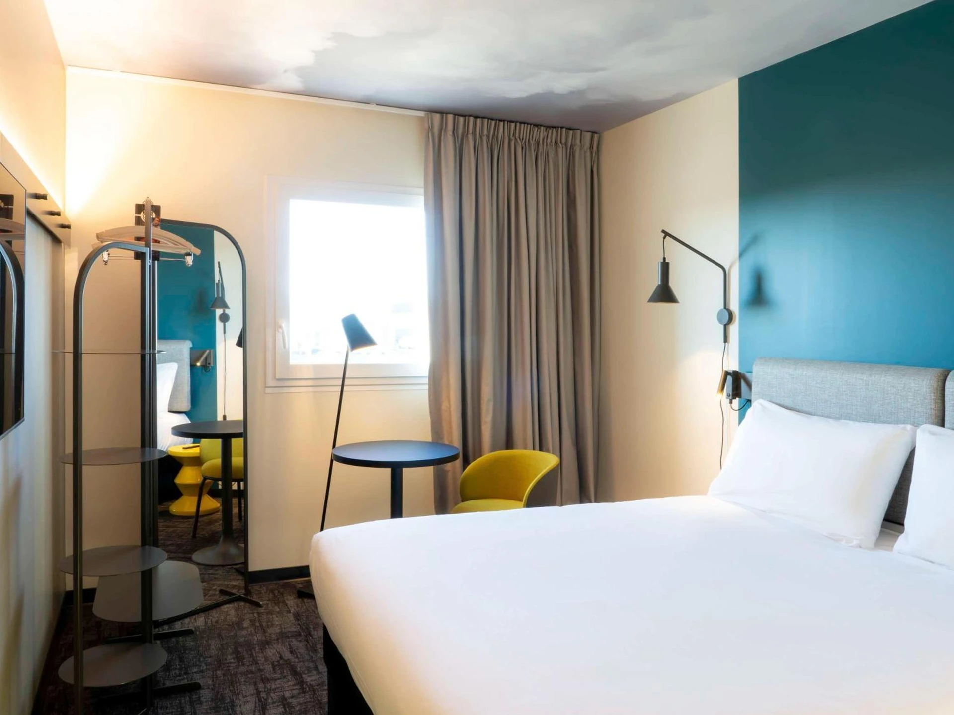 Chambre disponible pour un séminaire d'entreprise à ibis Saint Paul Trois Chateaux - Saint-Paul-Trois-Châteaux