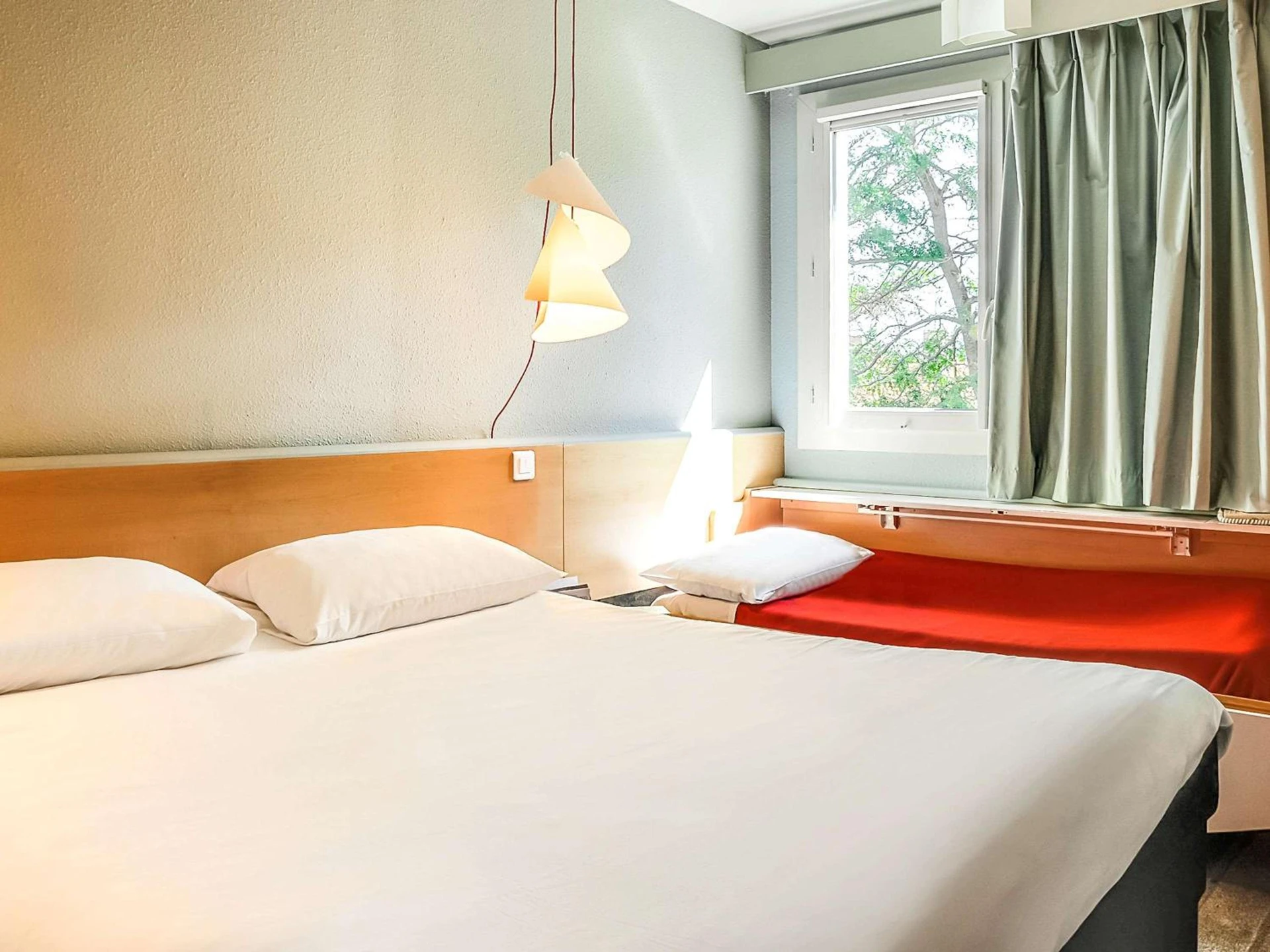 Chambre disponible pour un séminaire d'entreprise à ibis Salon de Provence - Salon-de-Provence