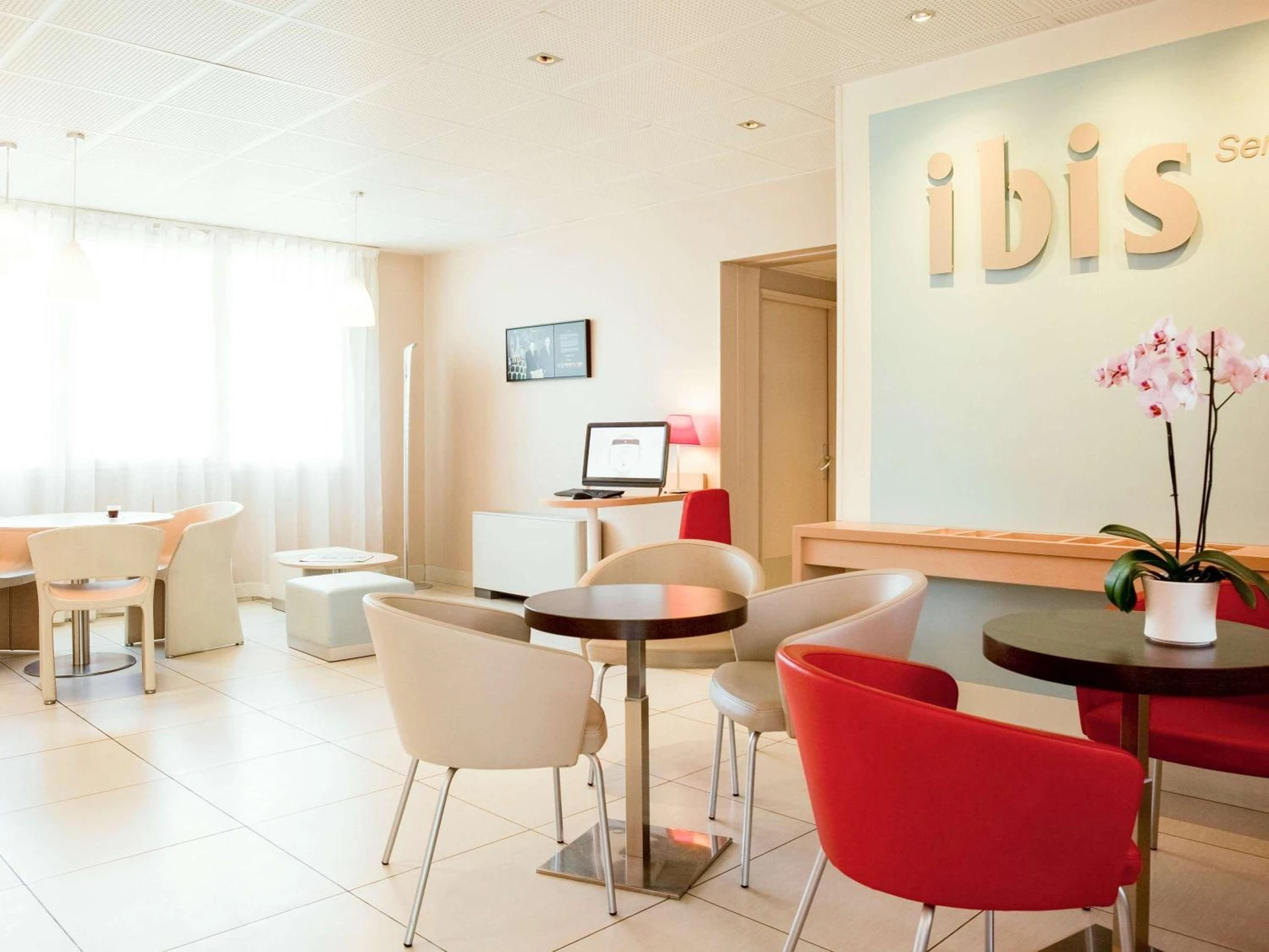 Organiser un séminaire d'entreprise : ibis Senlis à senlis