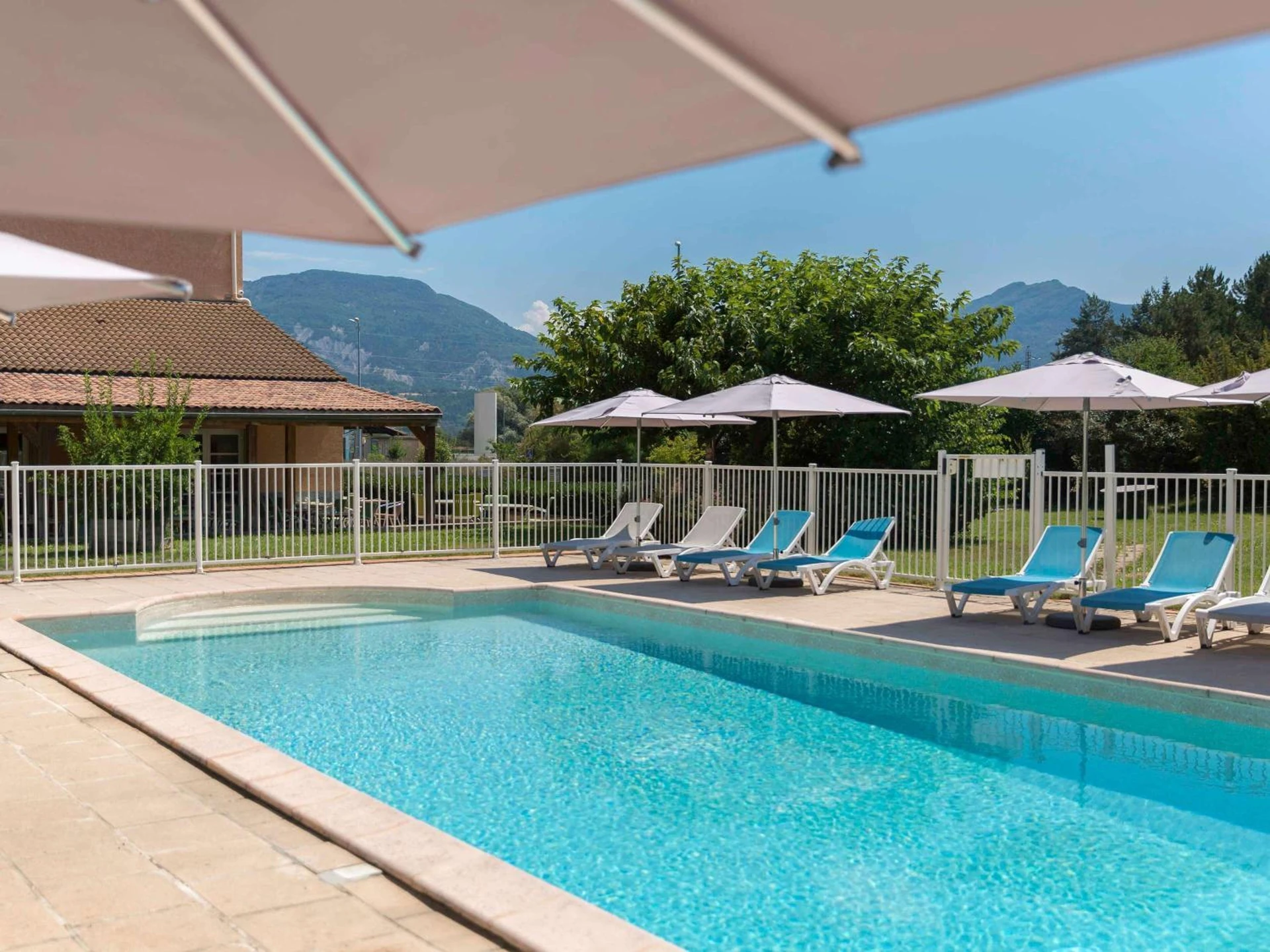 Organiser un séminaire d'entreprise : ibis Sisteron à sisteron