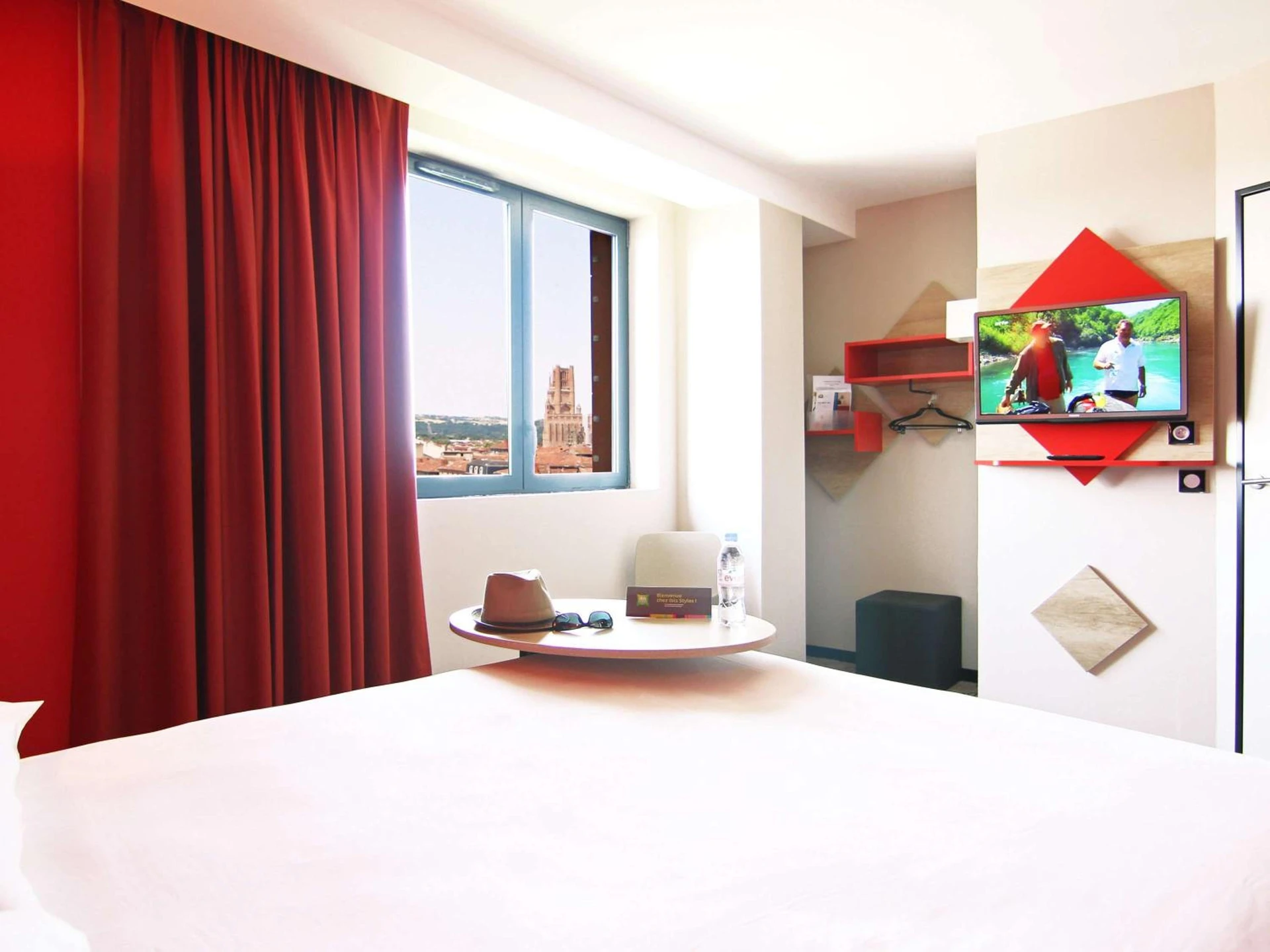 Chambre disponible pour un séminaire d'entreprise à ibis styles Albi Centre Le Theatro - Albi