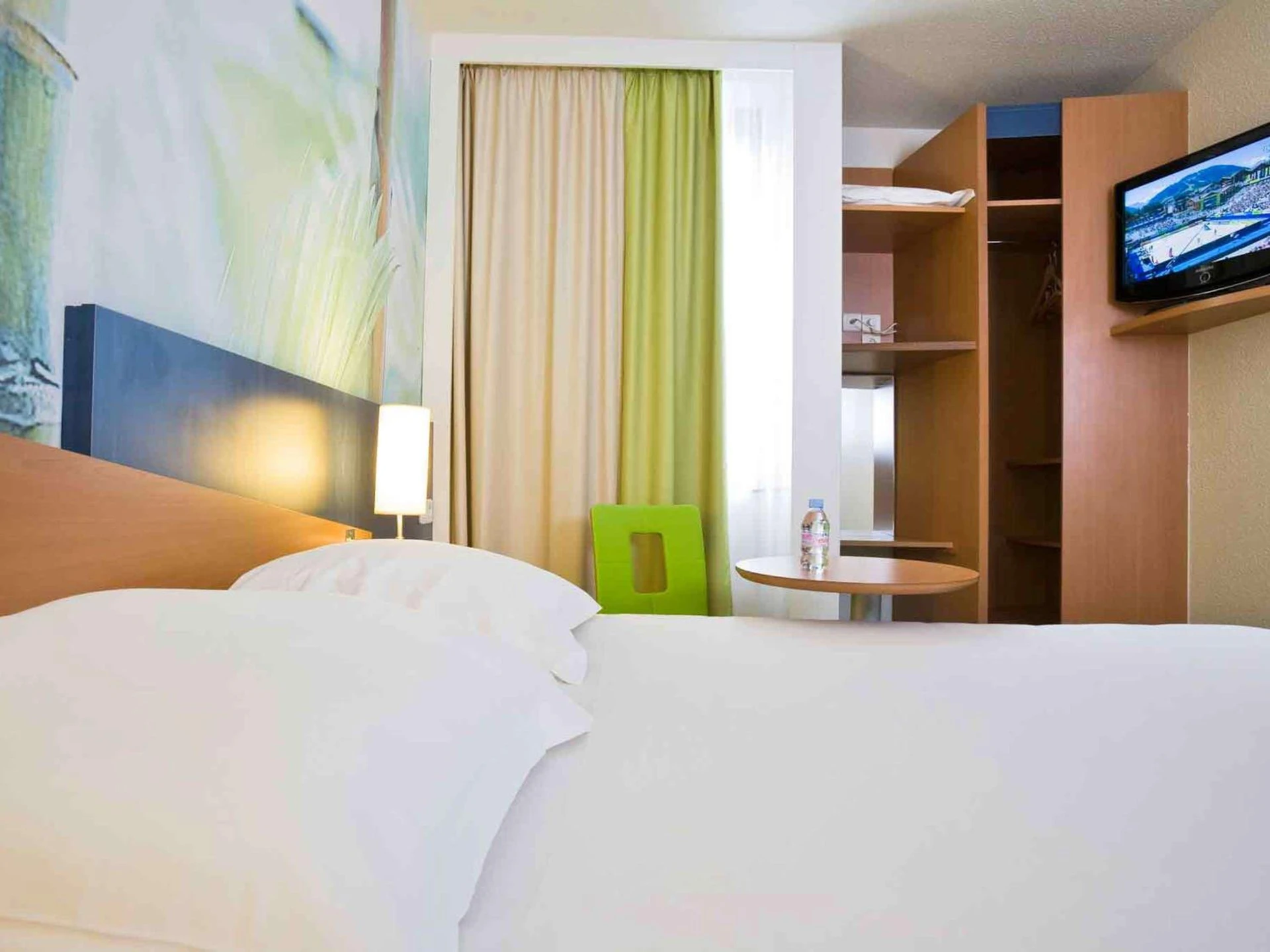 Chambre disponible pour un séminaire d'entreprise à ibis Styles Angers Centre Gare - Angers
