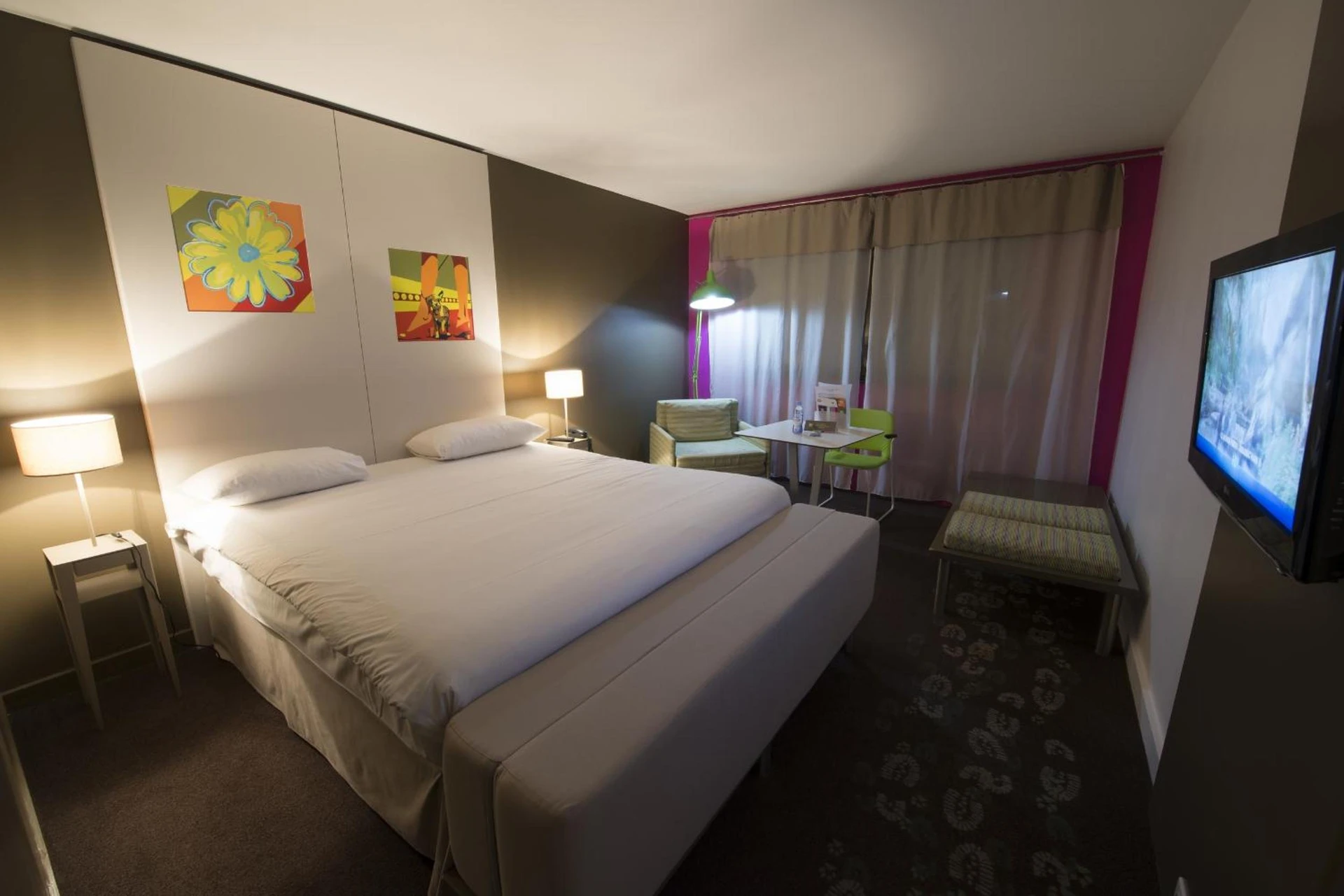 Organiser un séminaire d'entreprise : Ibis Styles Annemasse Genève à ambilly