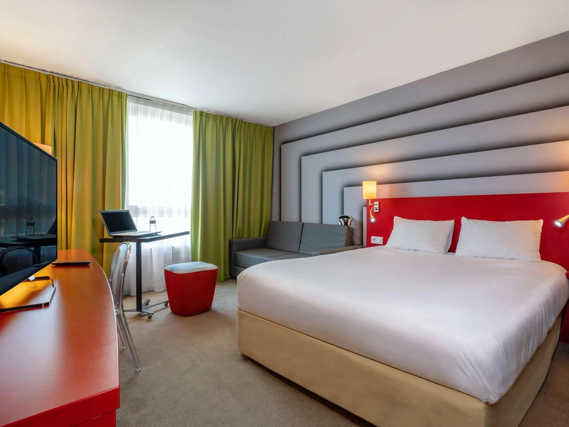 Lieu convivial pour un séminaire d'entreprise à ibis Styles Avignon Sud - Avignon - En savoir plus 