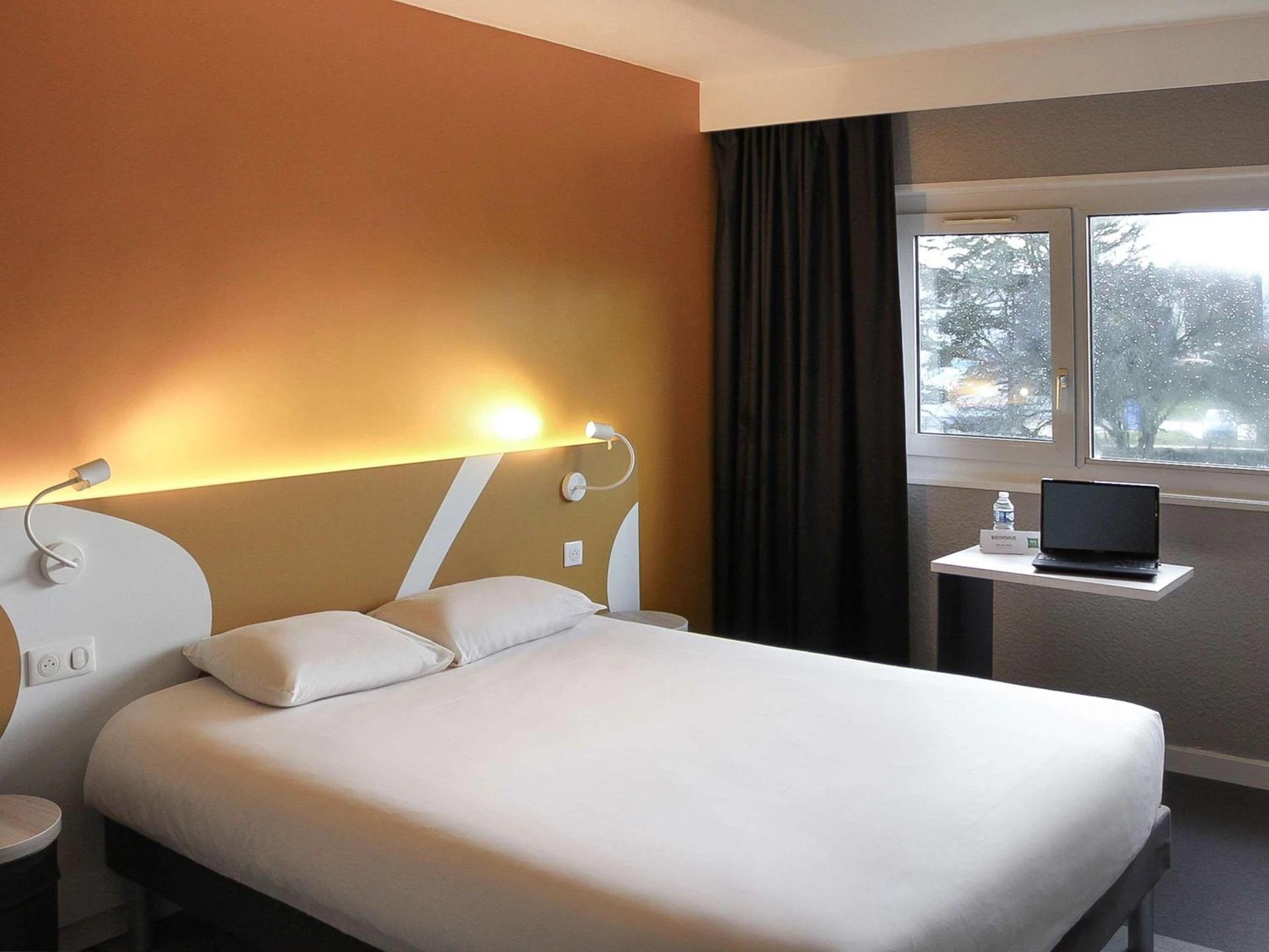 Magnifique chambre pour un séminaire d'entreprise à ibis Styles Beauvais - Beauvais