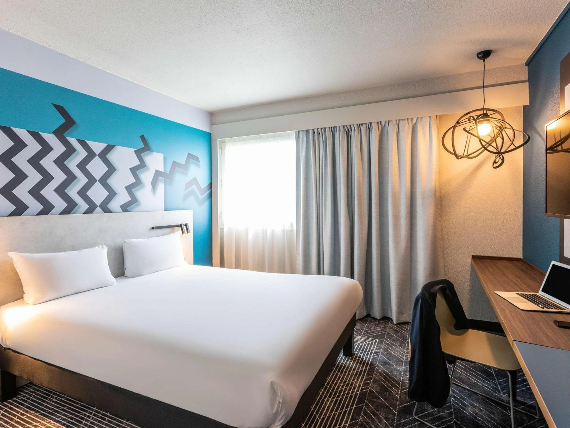 Chambre disponible pour un séminaire d'entreprise à ibis Styles Bordeaux Centre Mériadeck - Bordeaux