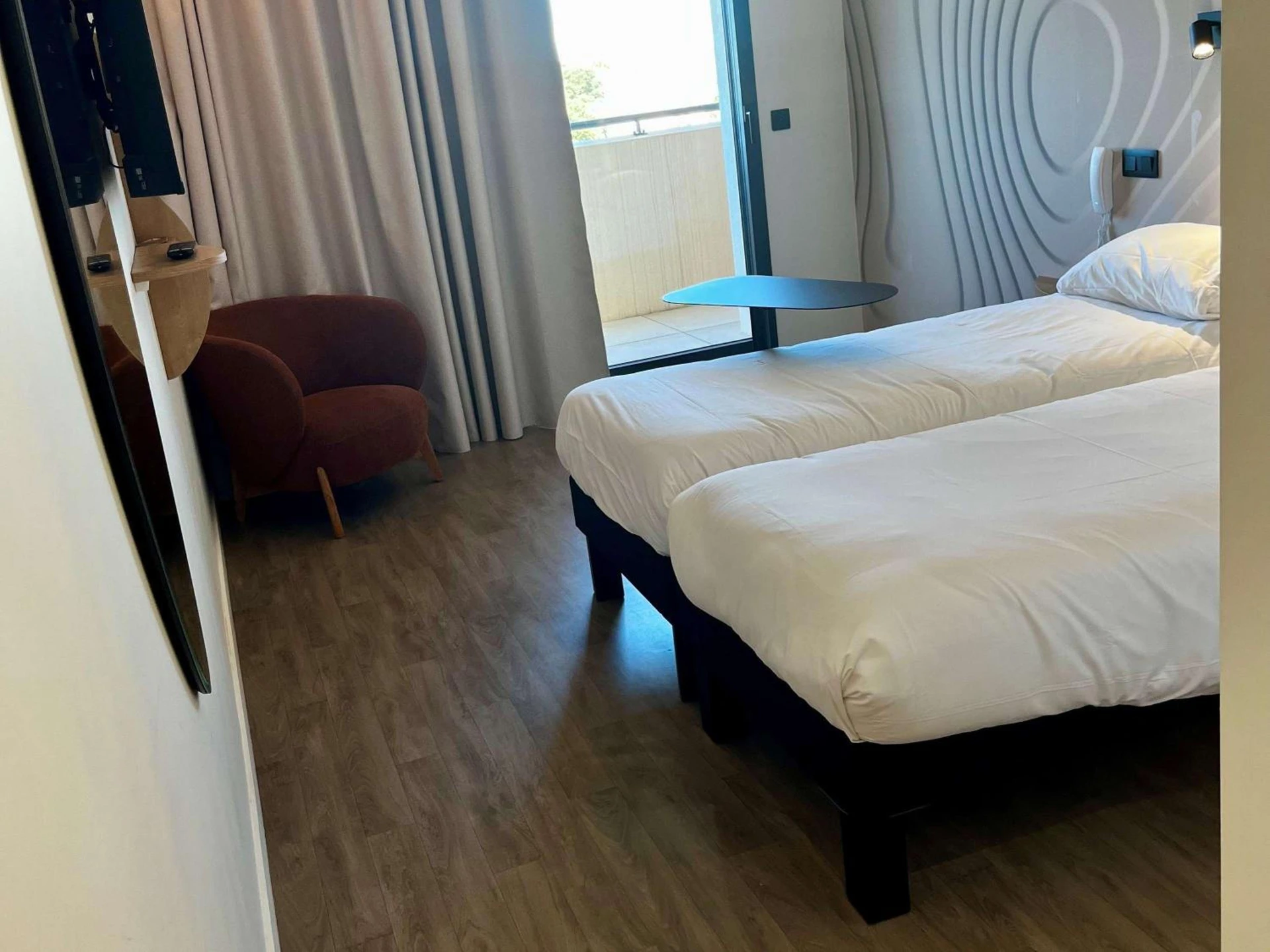 Magnifique chambre pour un séminaire d'entreprise à ibis Styles Cabriès Aix-en-Provence TGV - Cabriès