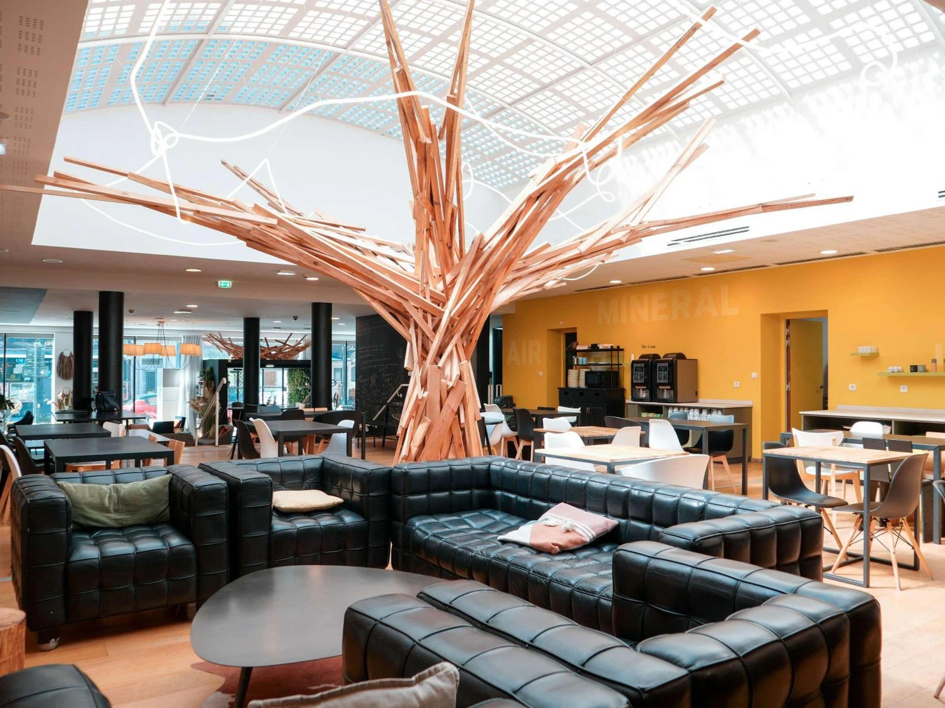 Organiser un séminaire d'entreprise : ibis Styles Calais Centre à calais