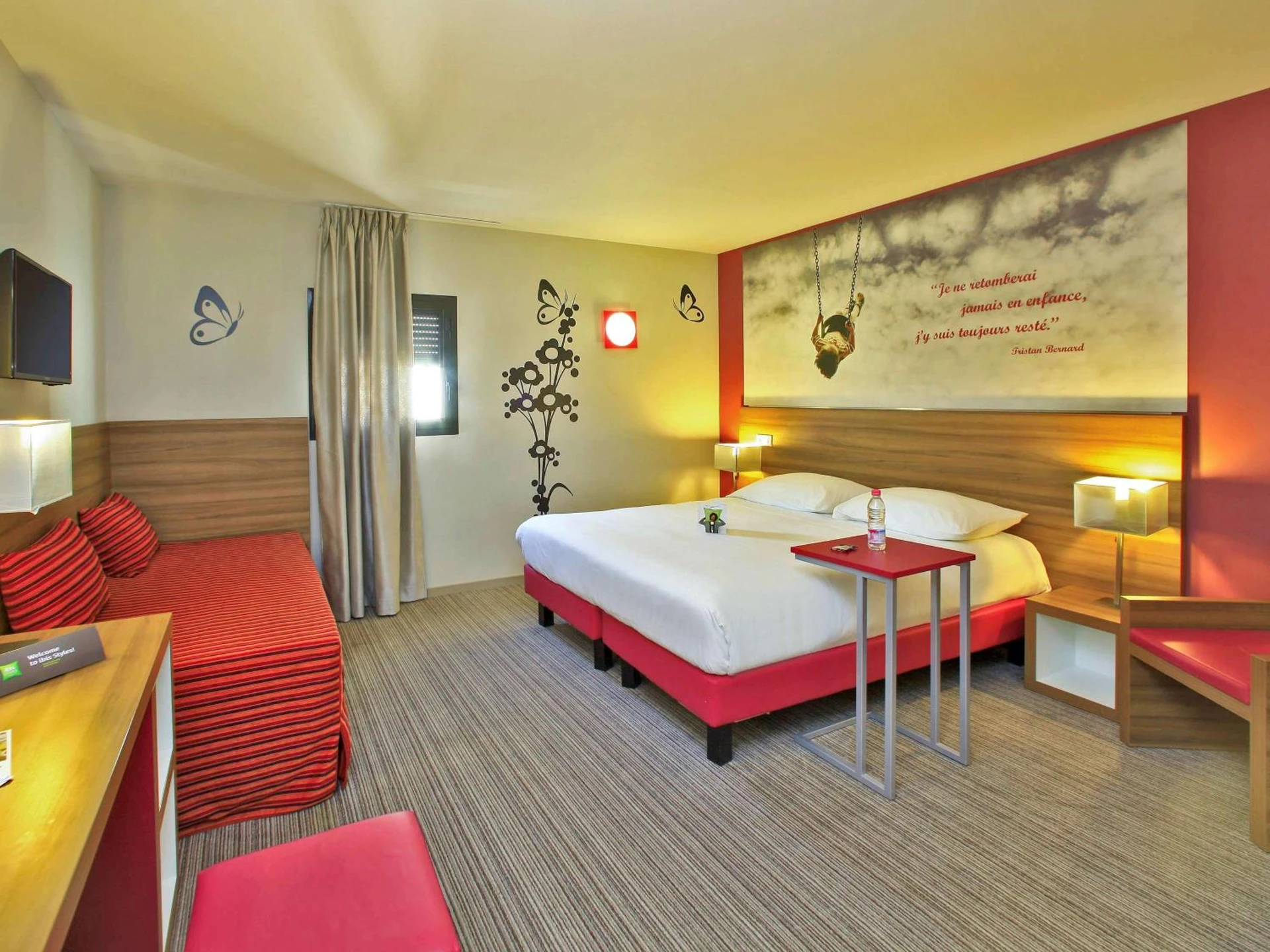 Magnifique chambre pour un séminaire d'entreprise à ibis Styles Castres - Castres