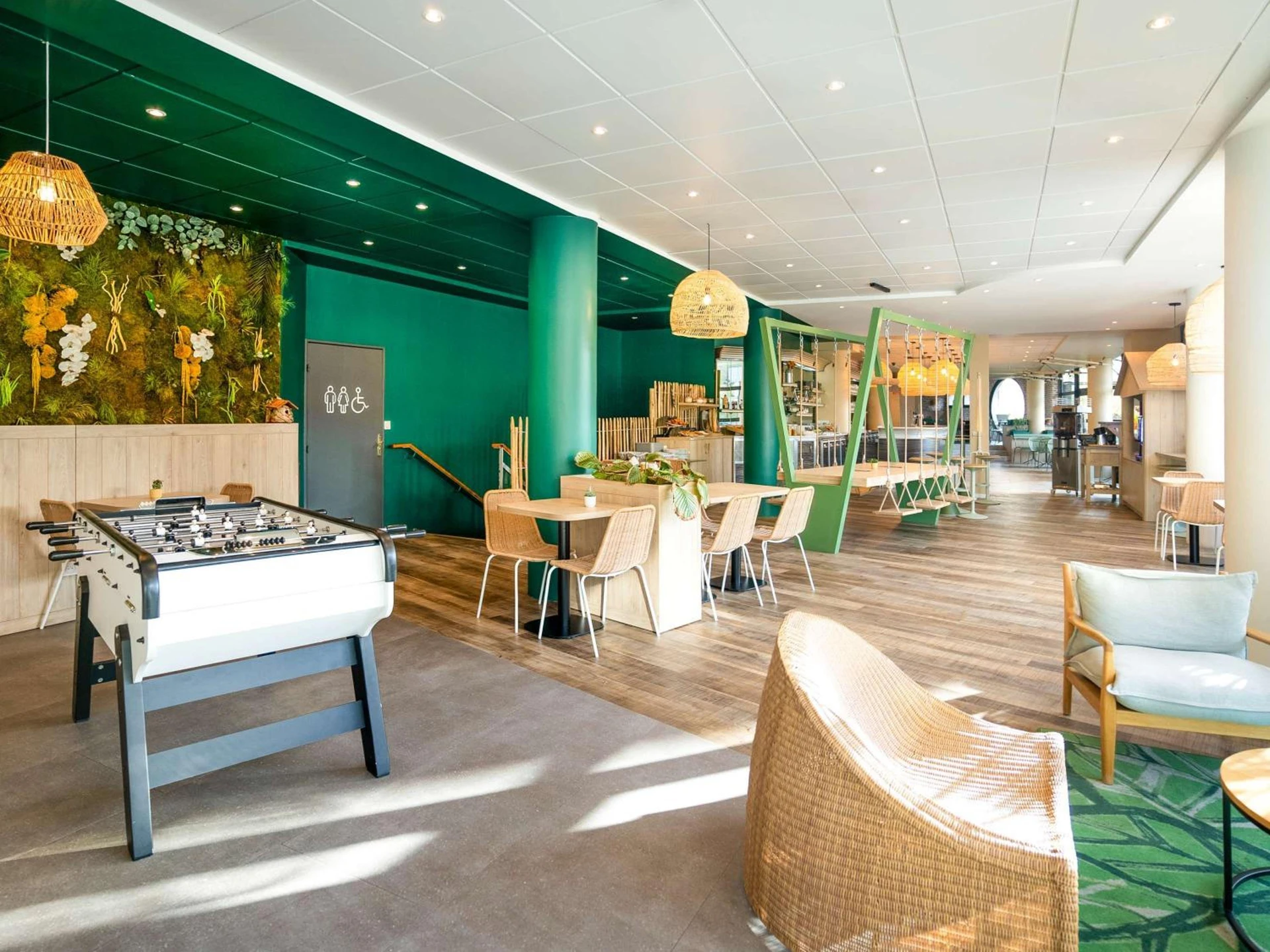 Organiser un séminaire d'entreprise : ibis Styles Chatenay Malabry Paris Sud à chatenay-malabry