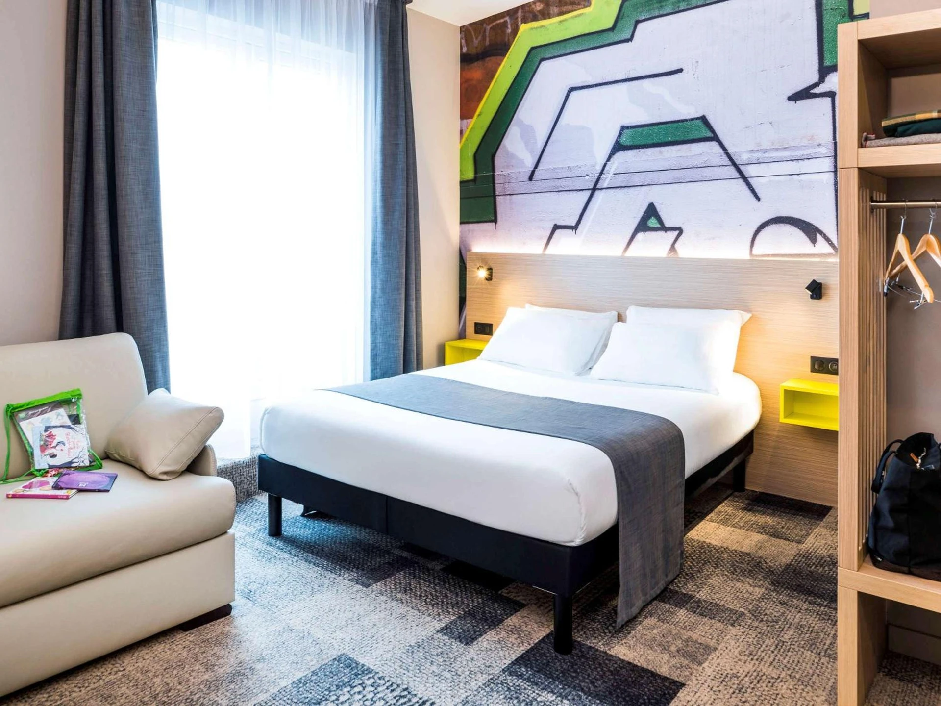 Magnifique chambre pour un séminaire d'entreprise à ibis Styles Clamart Gare Grand Paris - Clamart