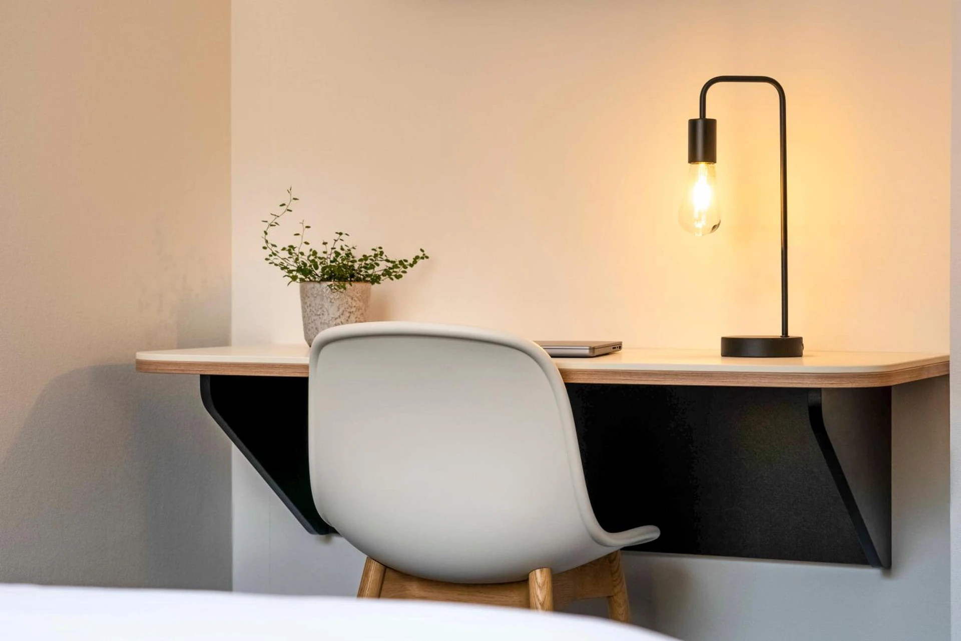 Magnifique chambre pour un séminaire d'entreprise à Ibis Styles Colmar Centre - Colmar