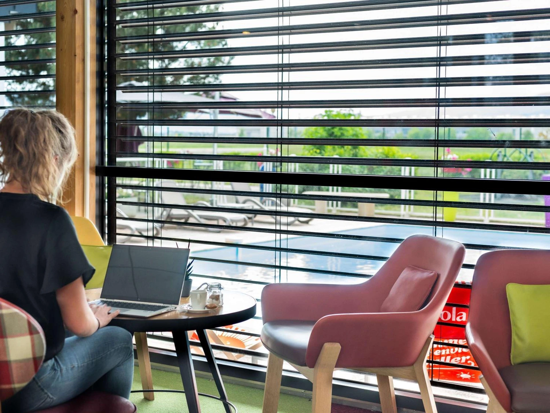 Lieu convivial pour un séminaire d'entreprise à Ibis Styles Colmar Nord - Colmar - En savoir plus 