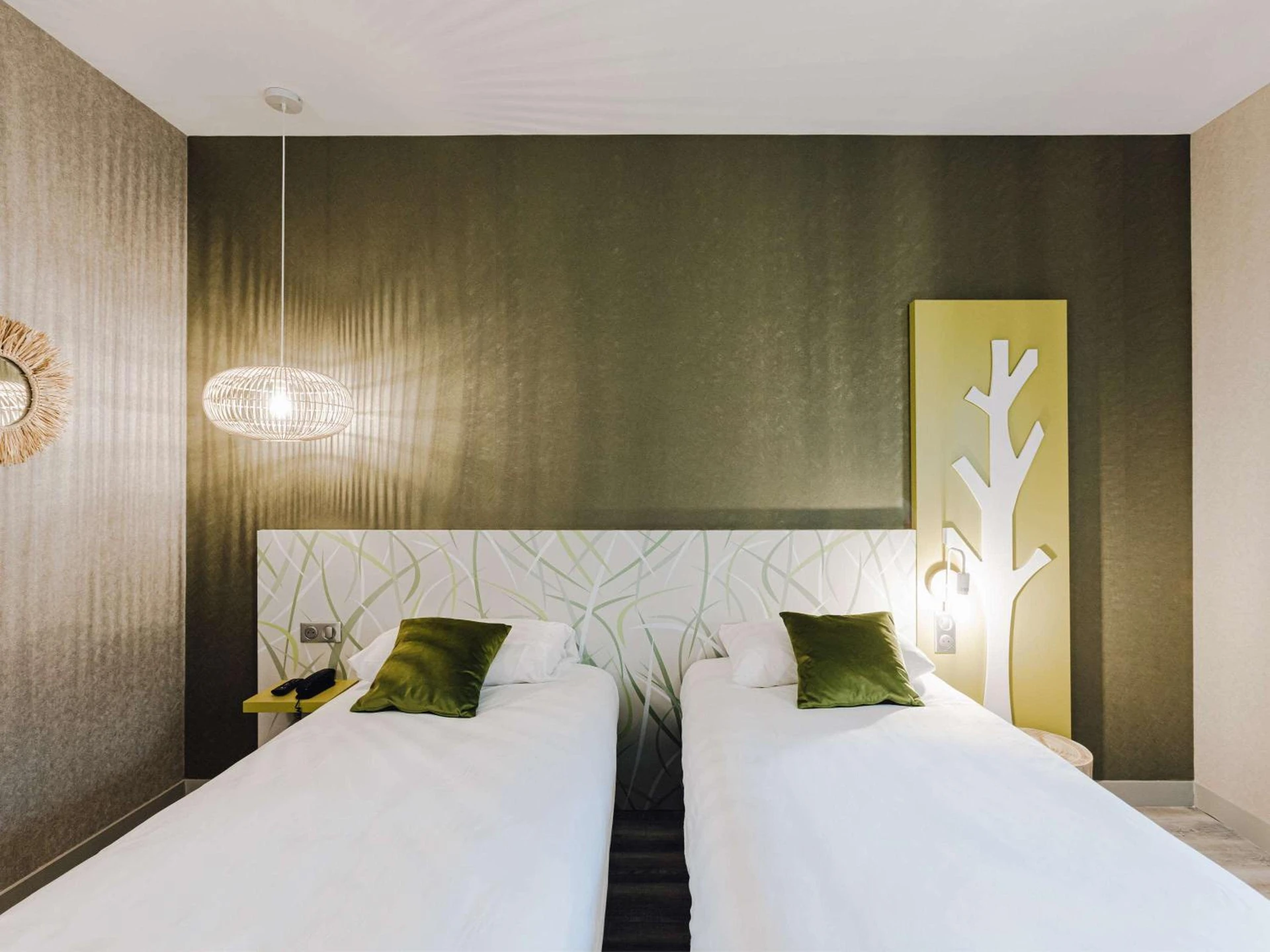 Magnifique chambre pour un séminaire d'entreprise à ibis Styles Contres-Cheverny - Le Controis En Sologne