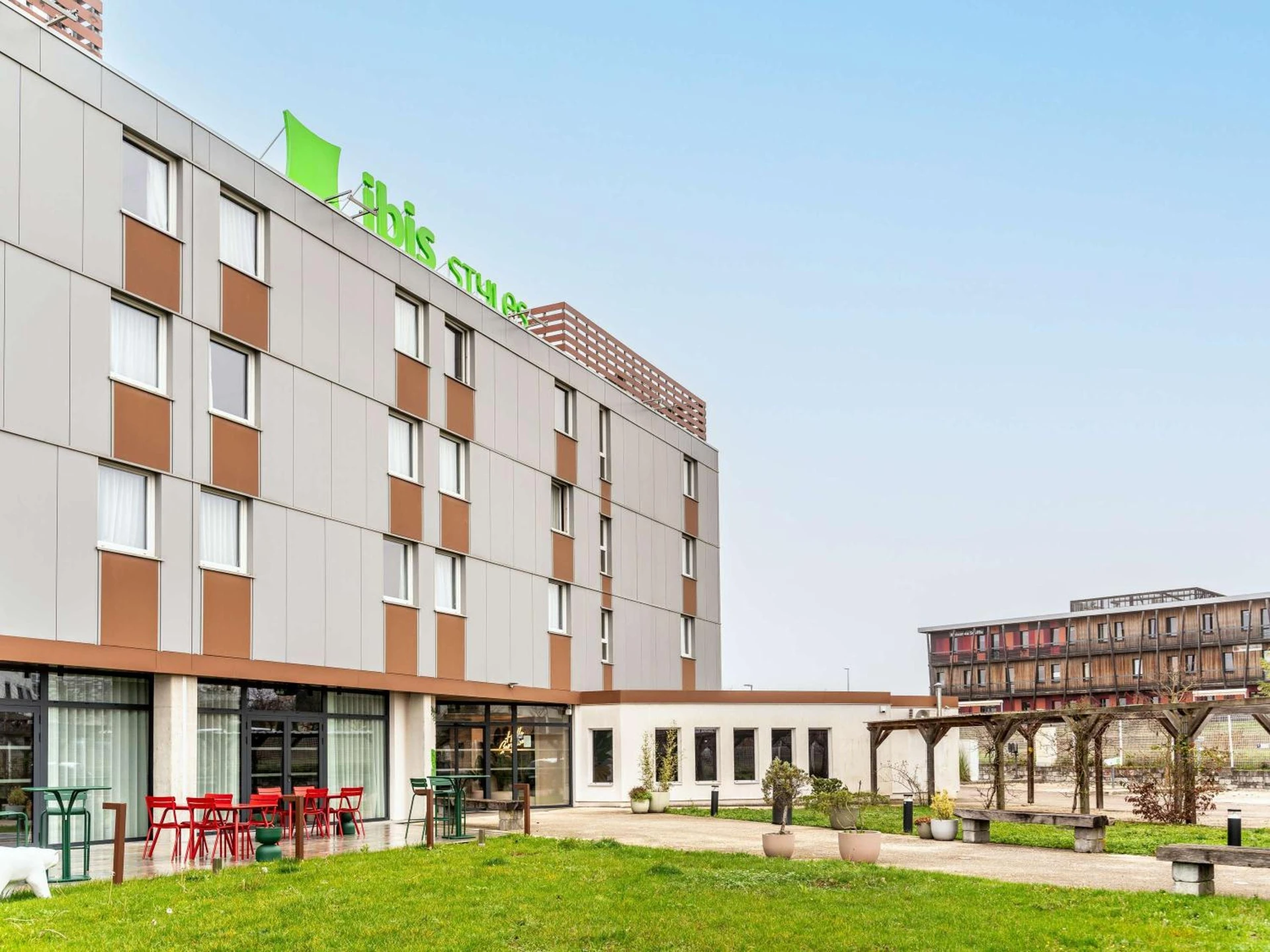 Salle de séminaire à Ibis Styles Dijon Nord Valmy - Organiser un événement professionnel à Dijon