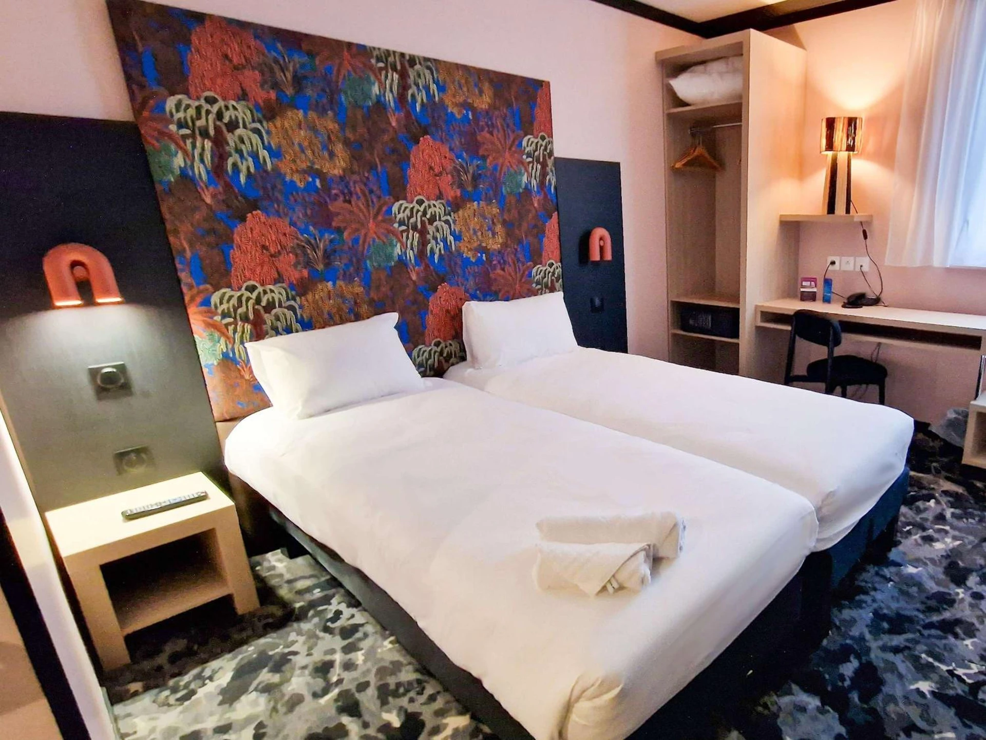 Chambre disponible pour un séminaire d'entreprise à Ibis Styles Dijon Nord Valmy - Dijon