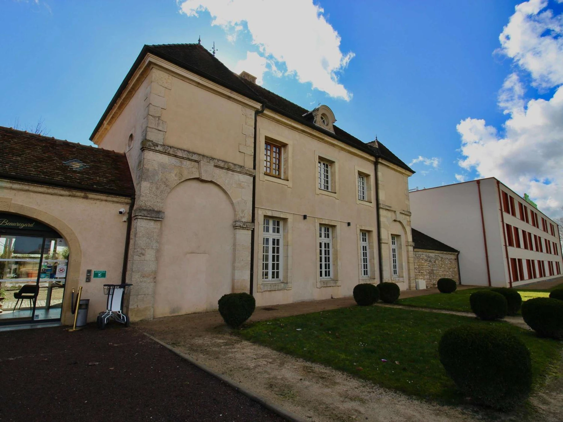 Organiser un séminaire d'entreprise : ibis Styles Dijon Sud Domaine De Beauregard 21600 Longvic à longvic