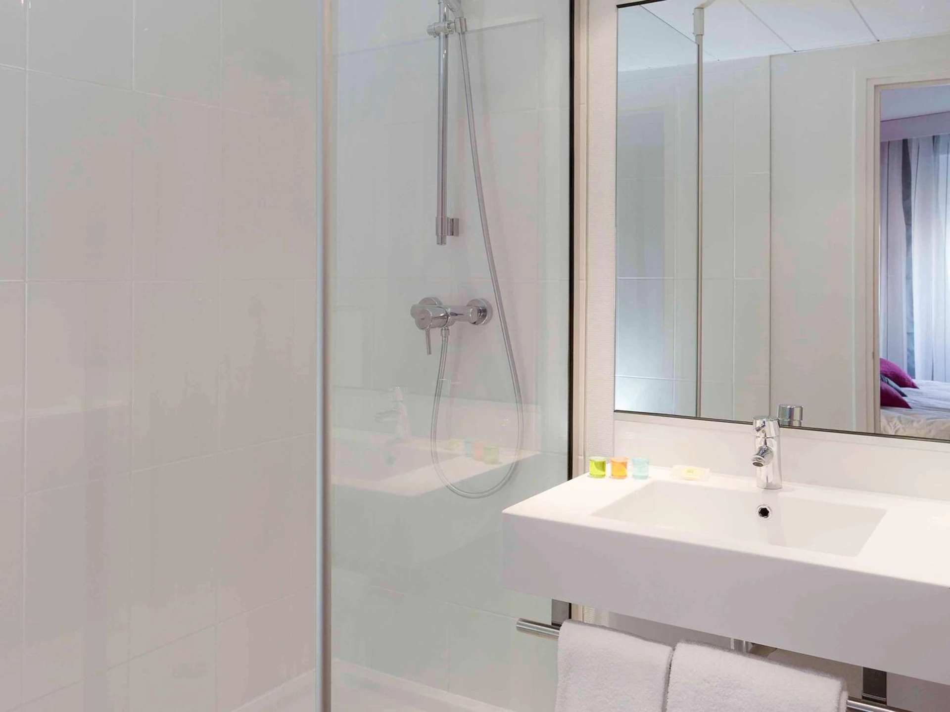 Chambre disponible pour un séminaire d'entreprise à ibis Styles Grenoble Centre Gare - Grenoble