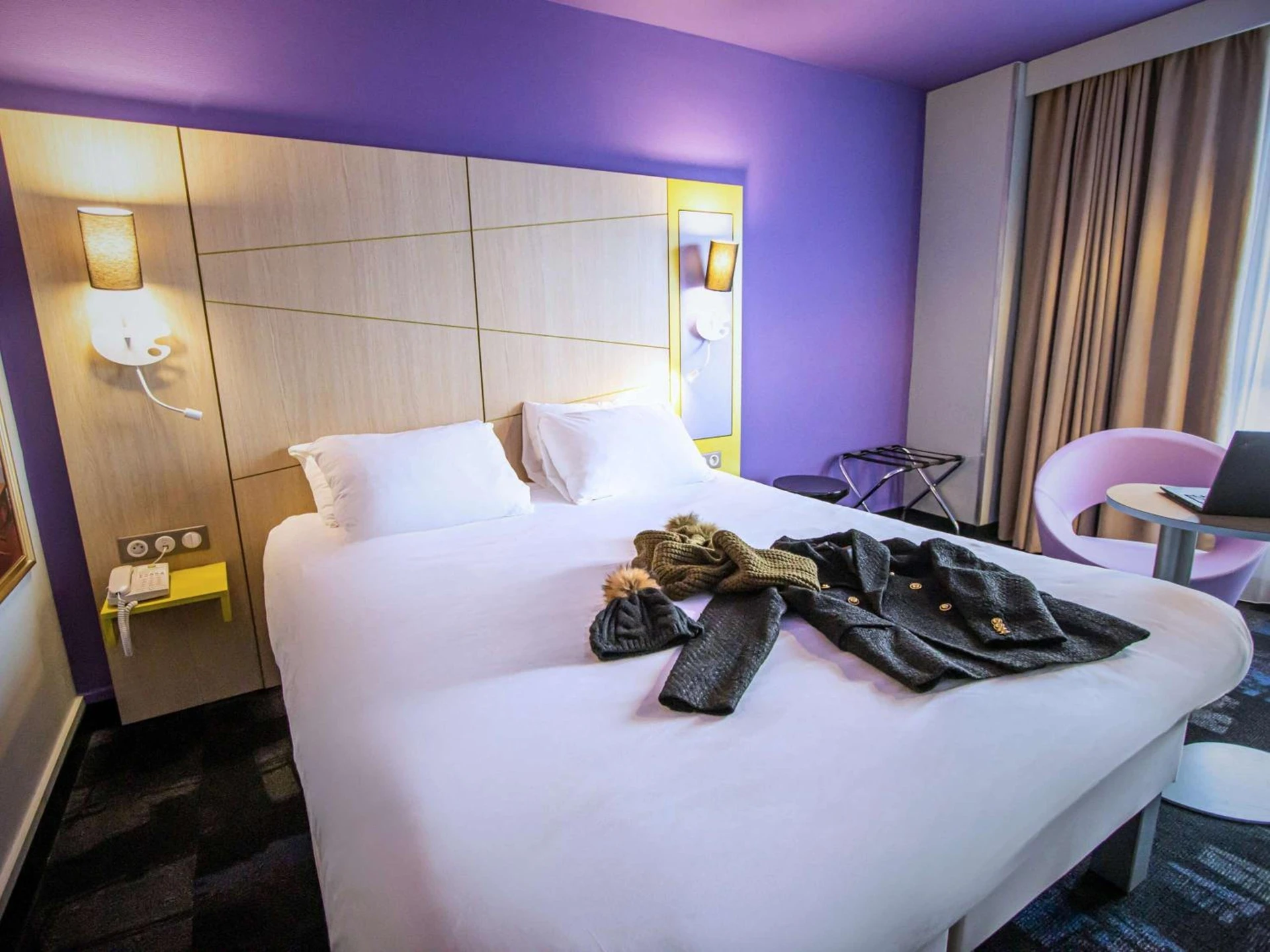 Chambre disponible pour un séminaire d'entreprise à ibis Styles Honfleur Centre Historique - Honfleur