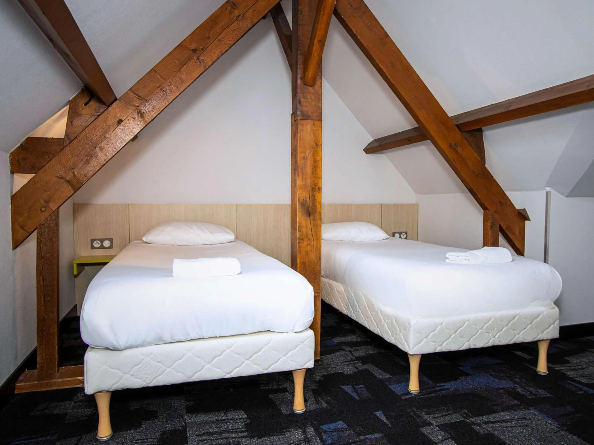 Magnifique chambre pour un séminaire d'entreprise à ibis Styles Honfleur Centre Historique - Honfleur