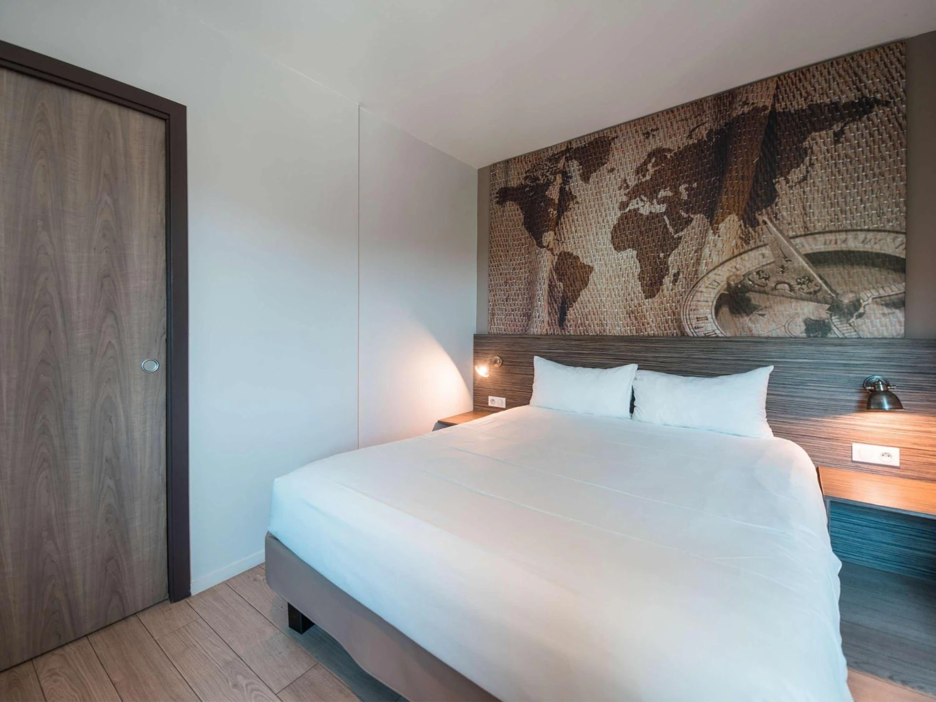 Chambre à Ibis Styles Hyères Rooftop & Spa - Organiser un séminaire d'entreprise à Hyères